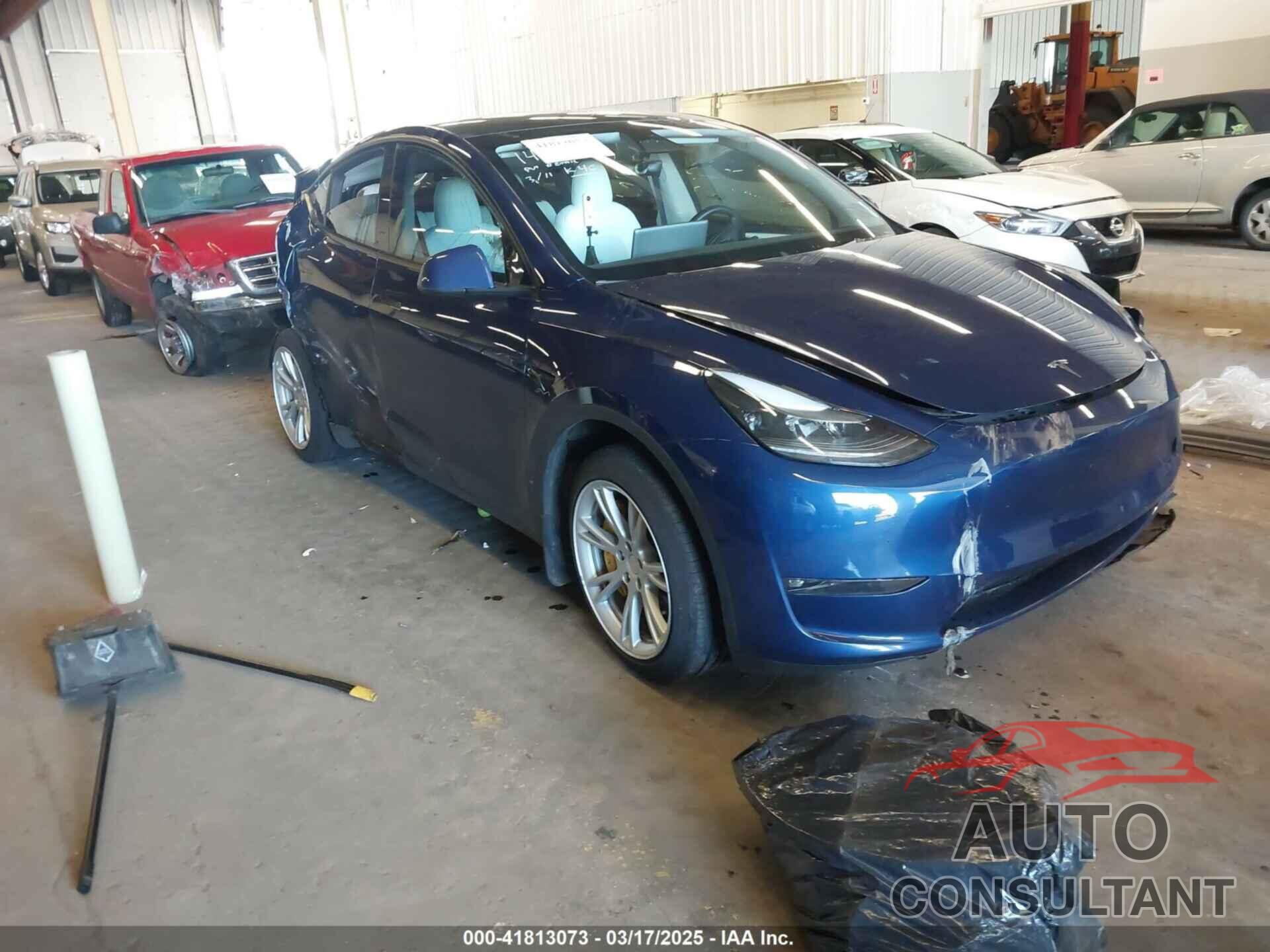 TESLA MODEL Y 2023 - 7SAYGAEE8PF661220