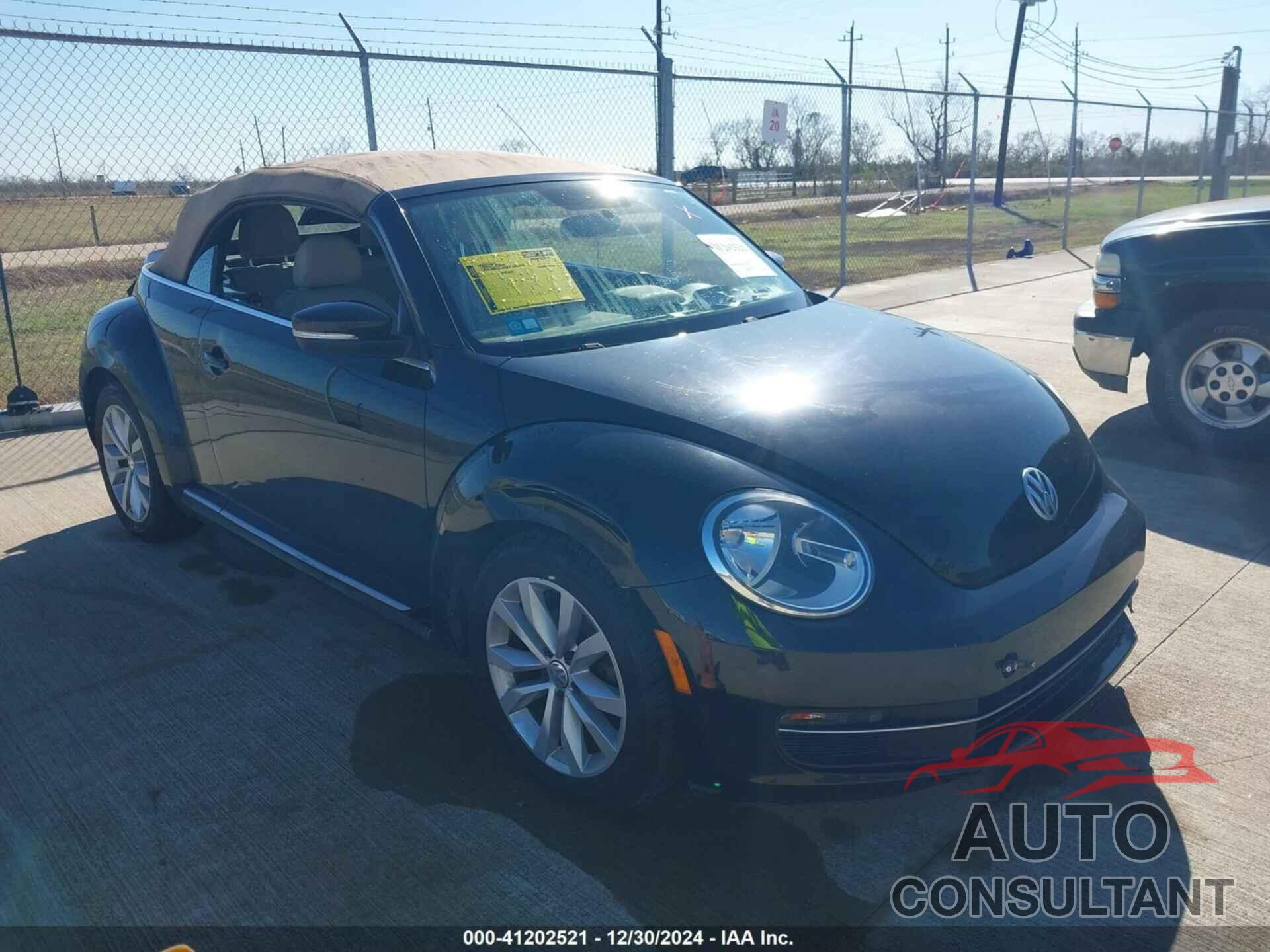 VOLKSWAGEN BEETLE 2013 - 3VW5L7AT4DM818085