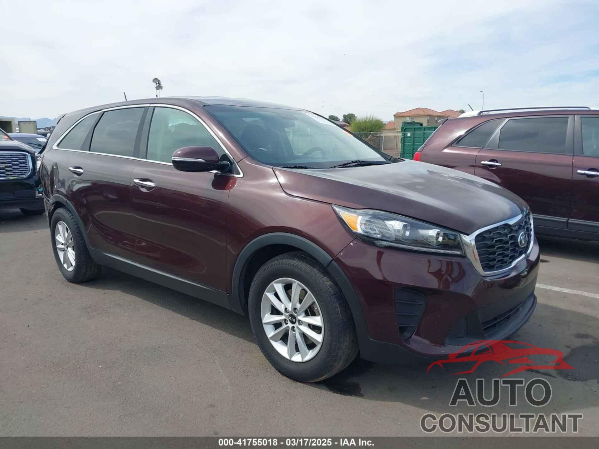 KIA SORENTO 2019 - 5XYPG4A52KG482706
