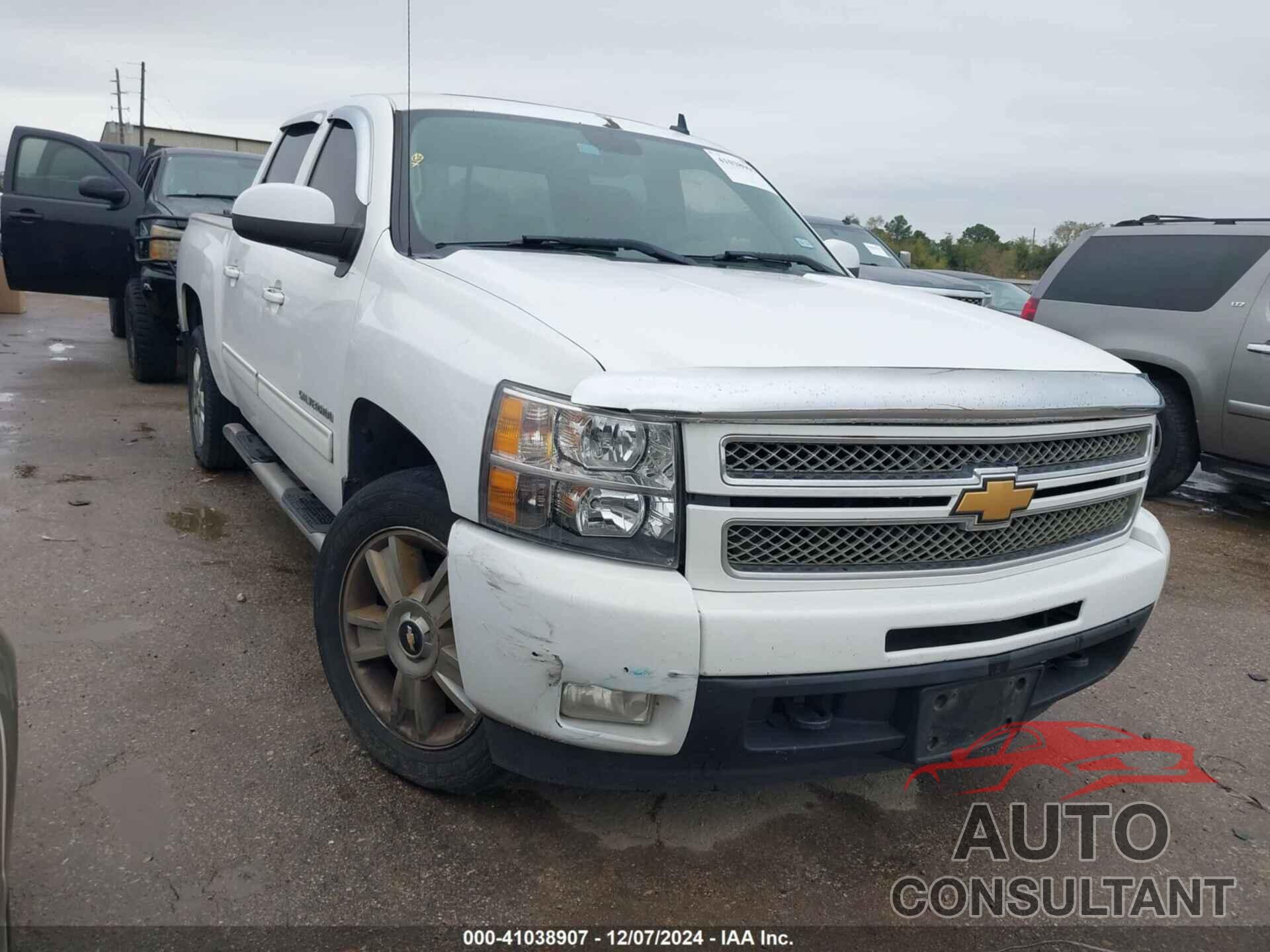 CHEVROLET SILVERADO 1500 2013 - 3GCPCTE01DG106538