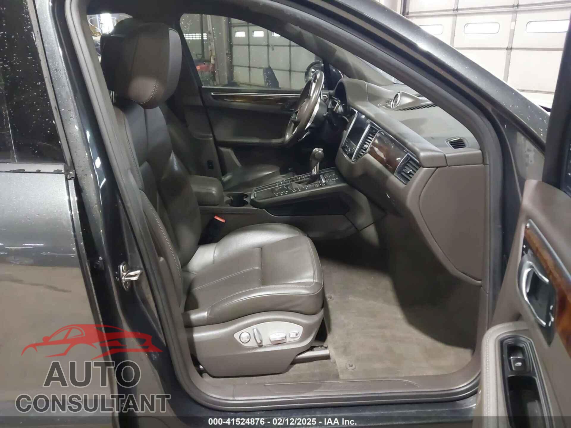 PORSCHE MACAN 2017 - WP1AA2A56HLB02290