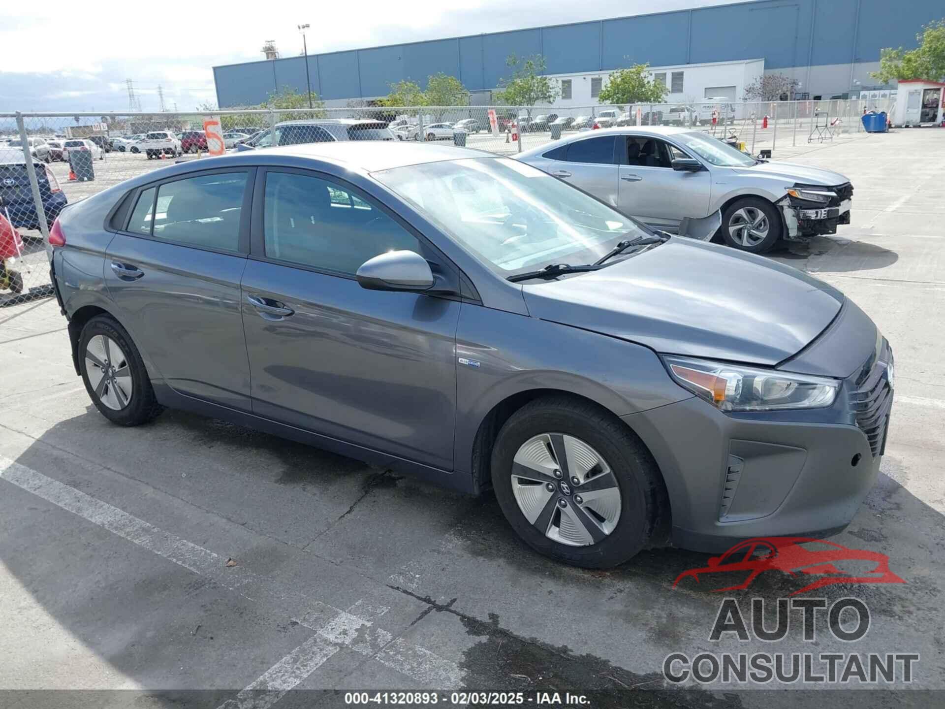 HYUNDAI IONIQ HYBRID 2019 - KMHC65LC5KU180033