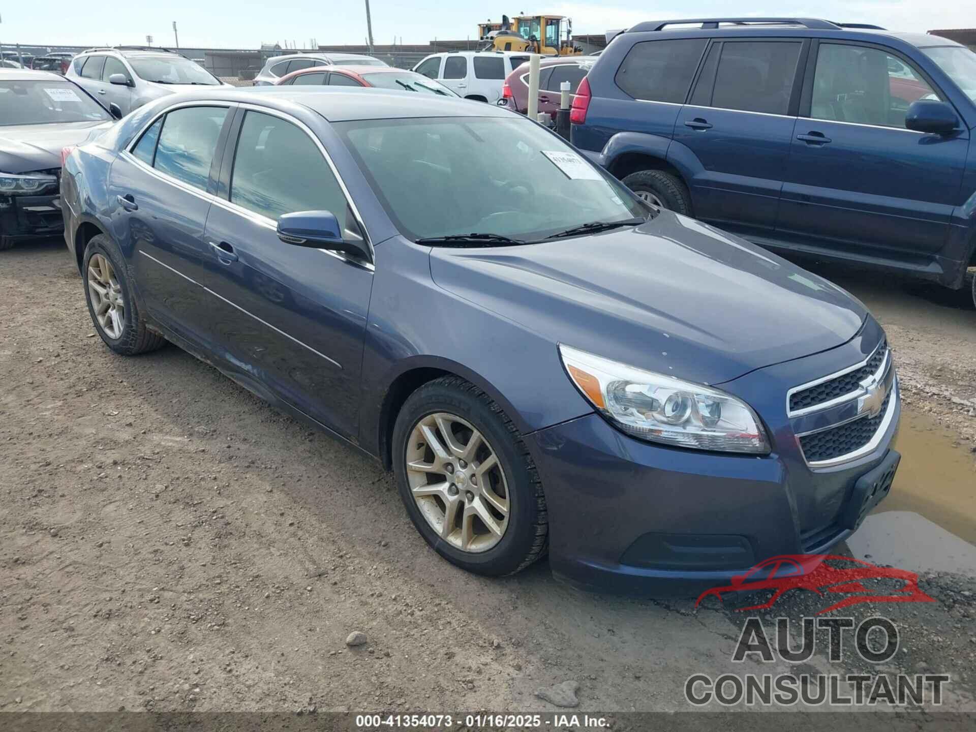 CHEVROLET MALIBU 2013 - 1G11C5SA4DF169657