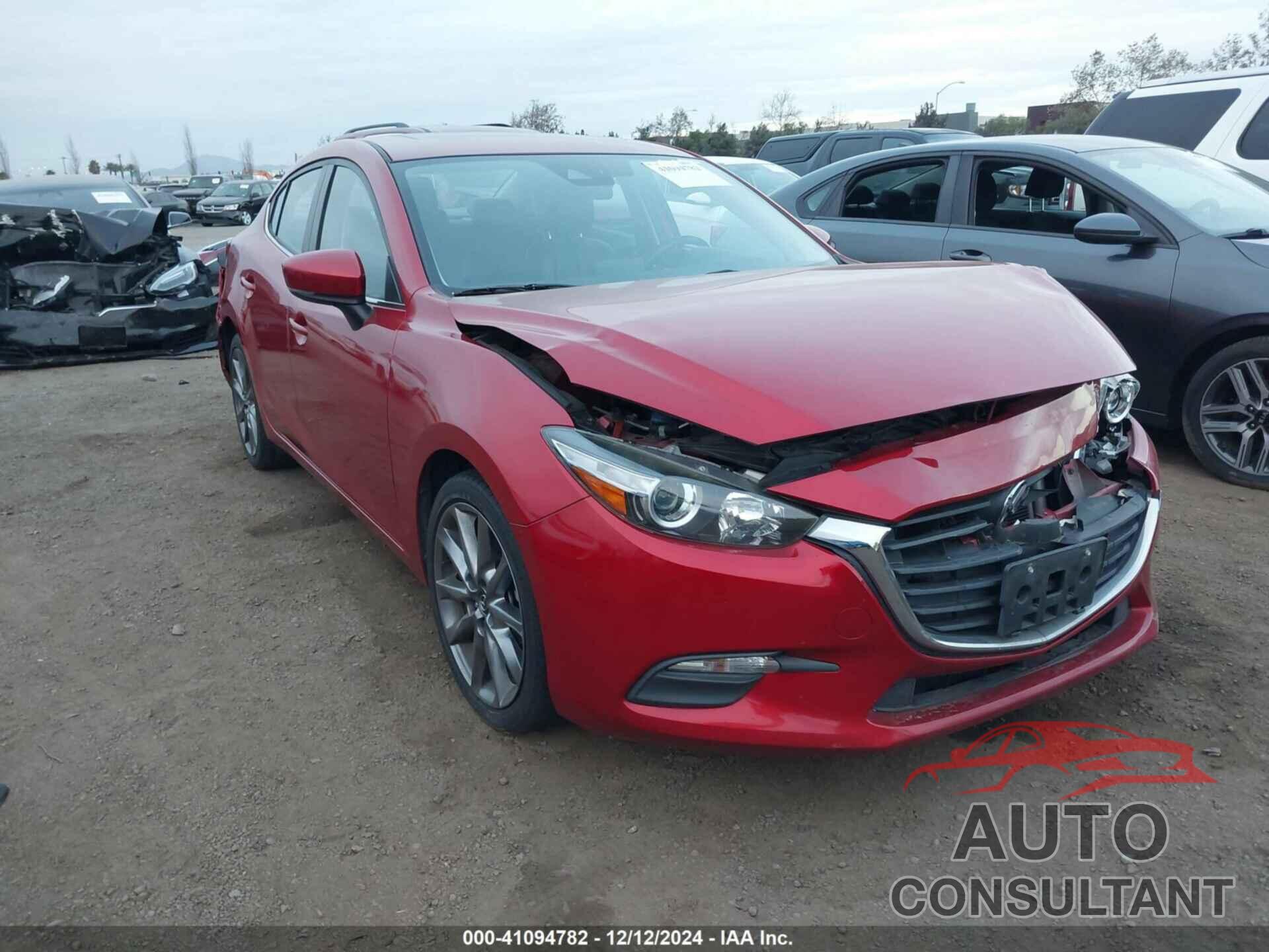 MAZDA MAZDA3 2018 - JM1BN1V30J1155551