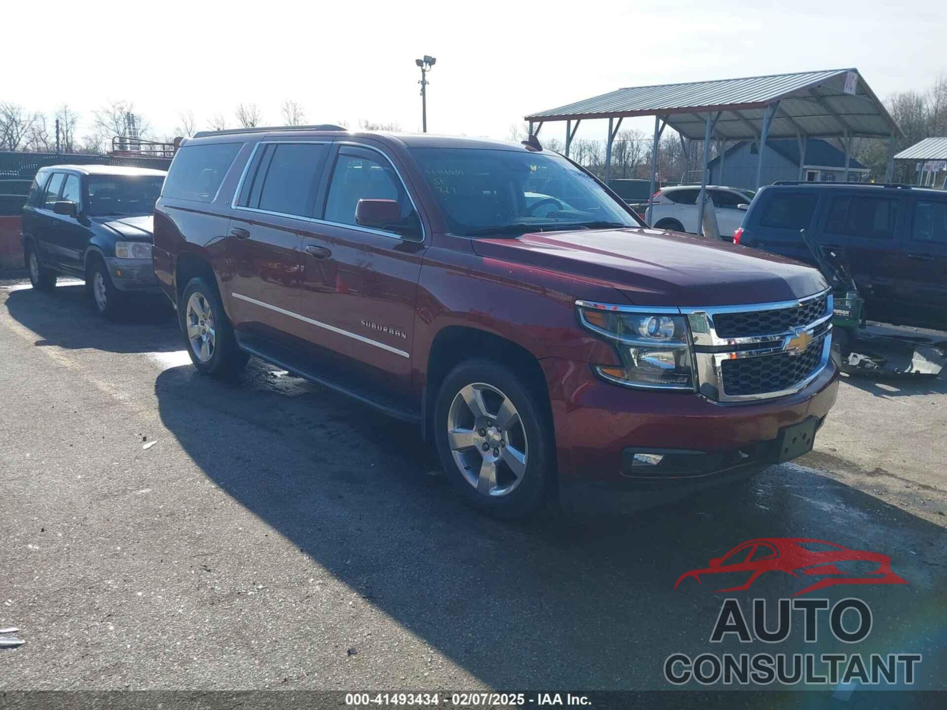 CHEVROLET SUBURBAN 2017 - 1GNSKHKC8HR121902
