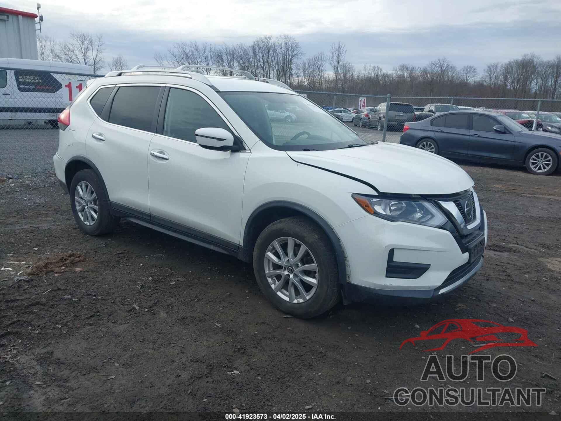 NISSAN ROGUE 2017 - KNMAT2MVXHP585234