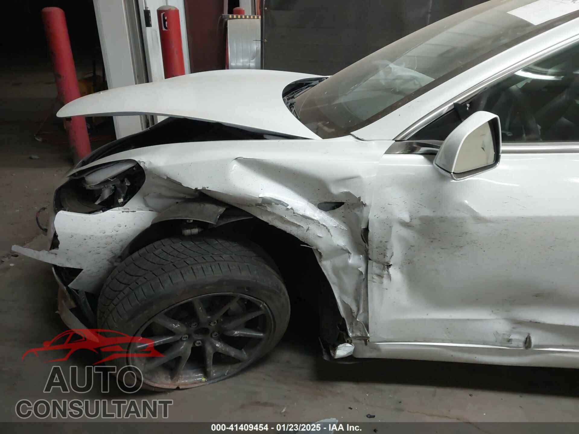 TESLA MODEL 3 2019 - 5YJ3E1EA2KF317529