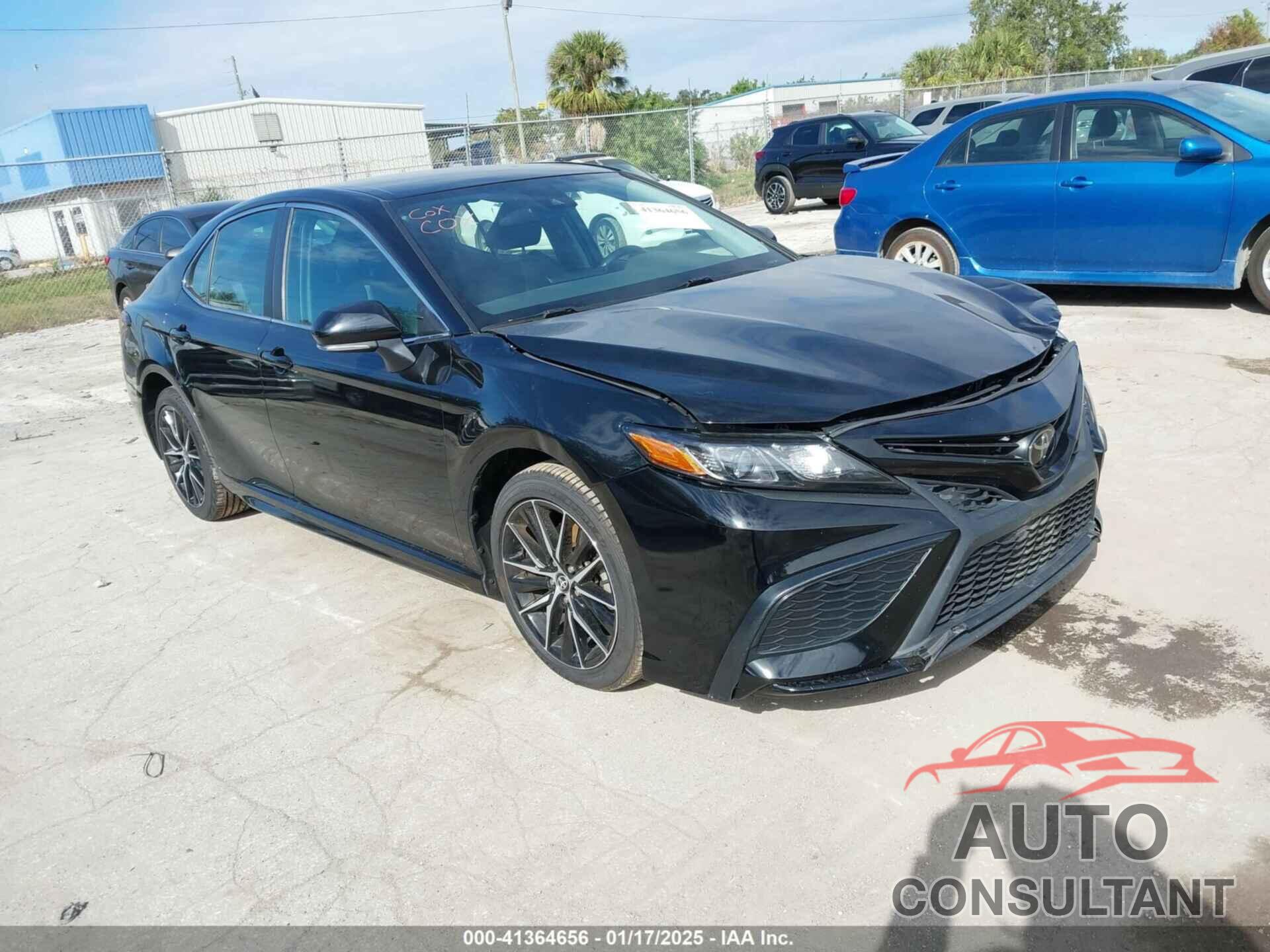 TOYOTA CAMRY 2022 - 4T1G11AK0NU662741