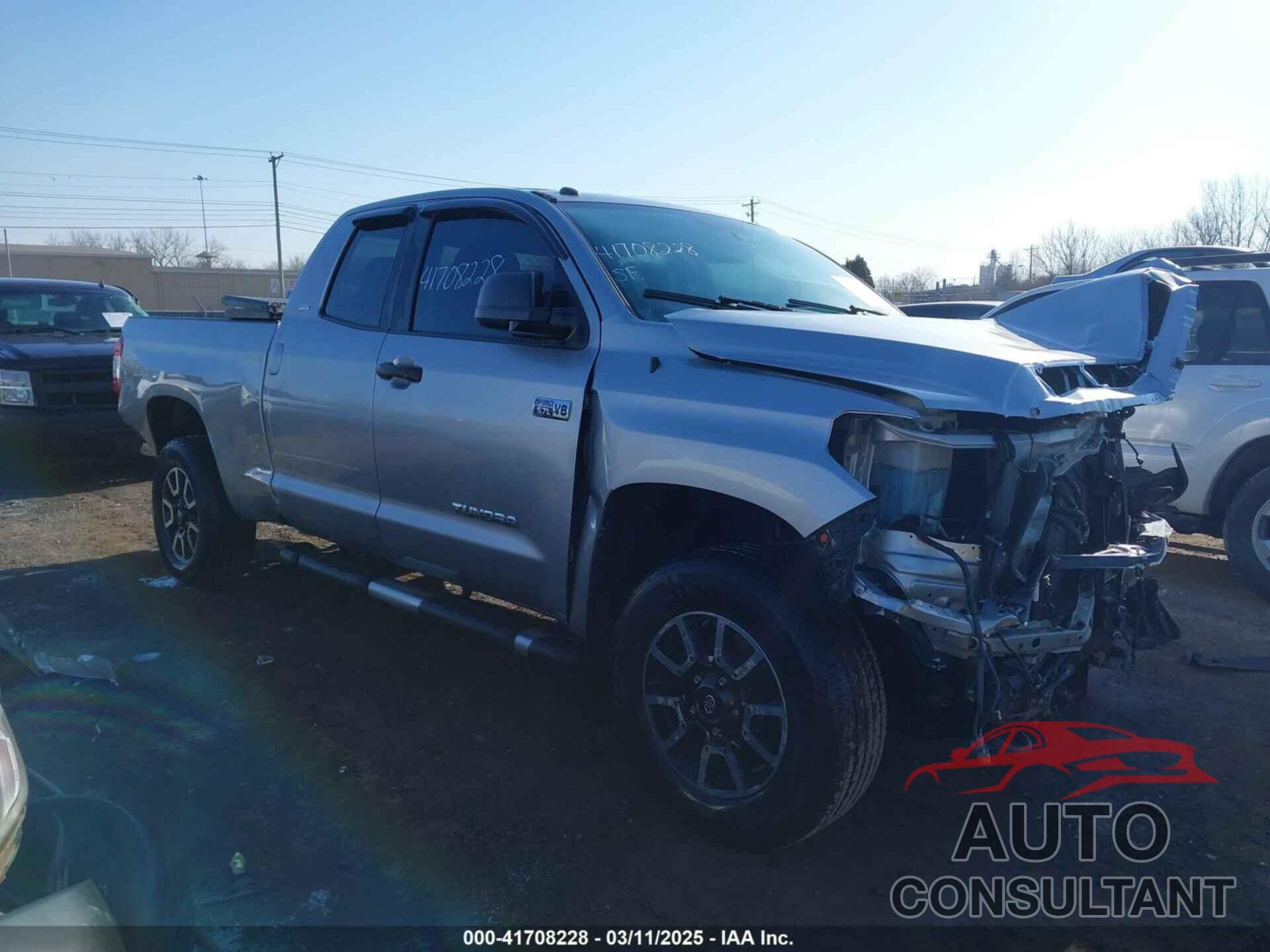 TOYOTA TUNDRA 2017 - 5TFUW5F14HX667119