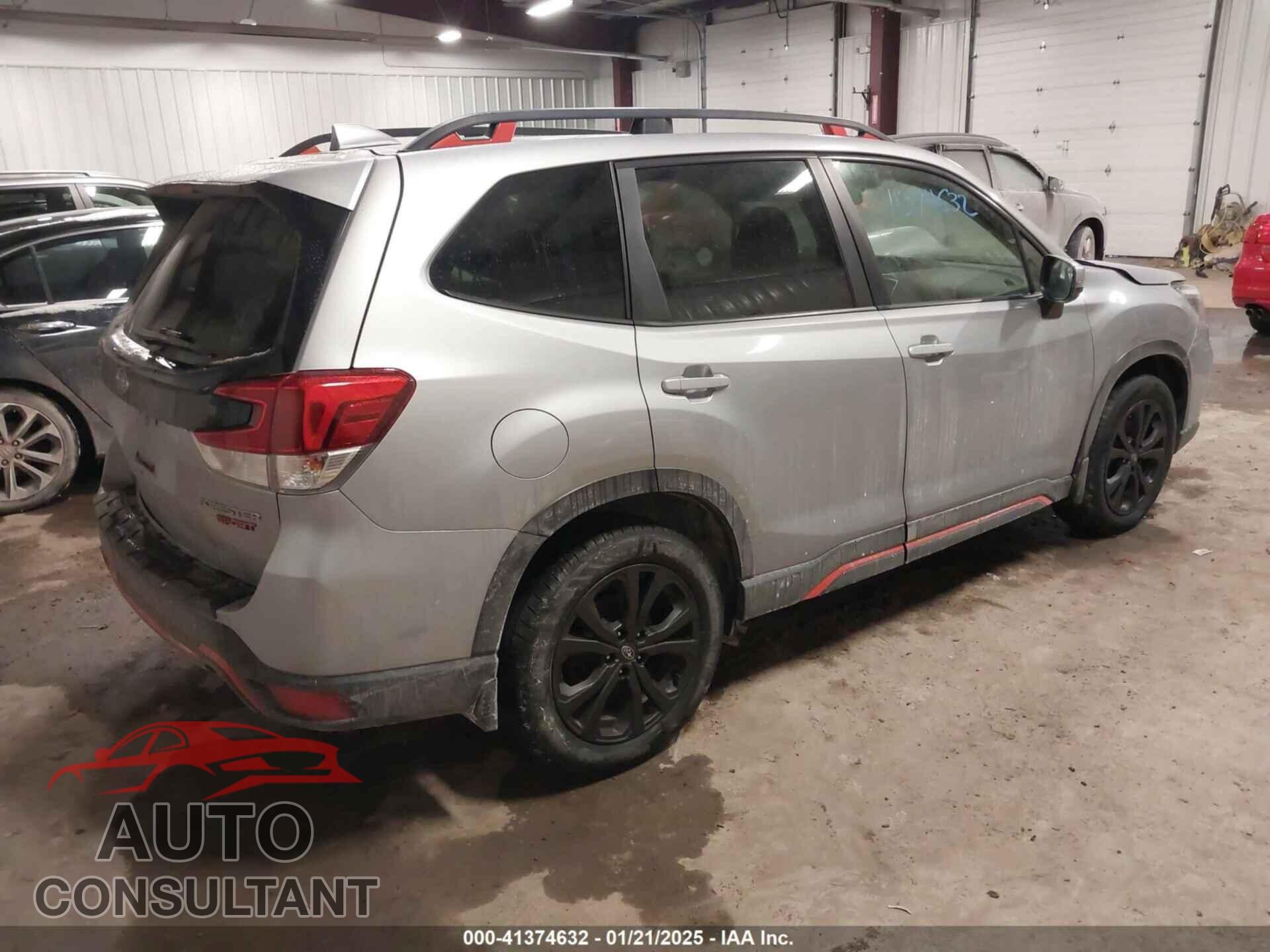 SUBARU FORESTER 2019 - JF2SKAPC3KH404411