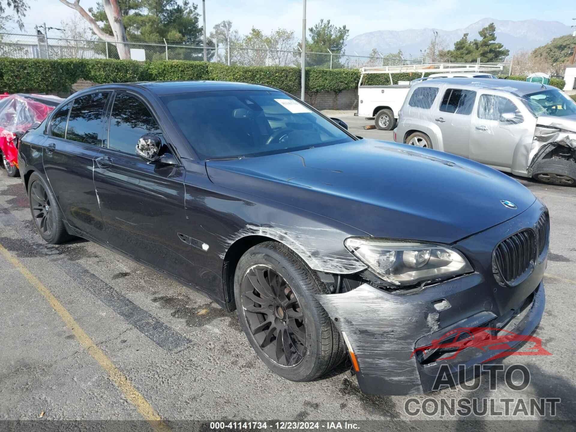 BMW 750I 2015 - WBAYA8C59FD825460