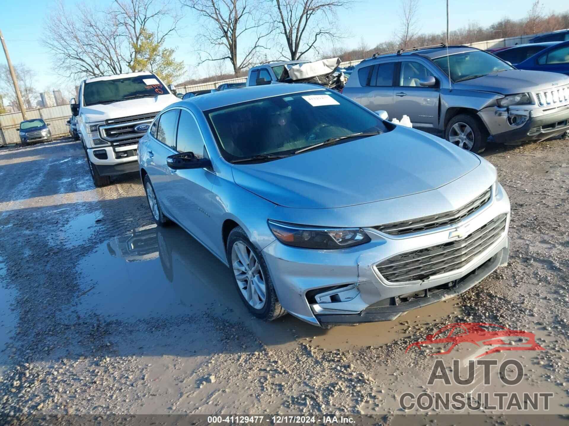 CHEVROLET MALIBU 2018 - 1G1ZD5ST0JF151847