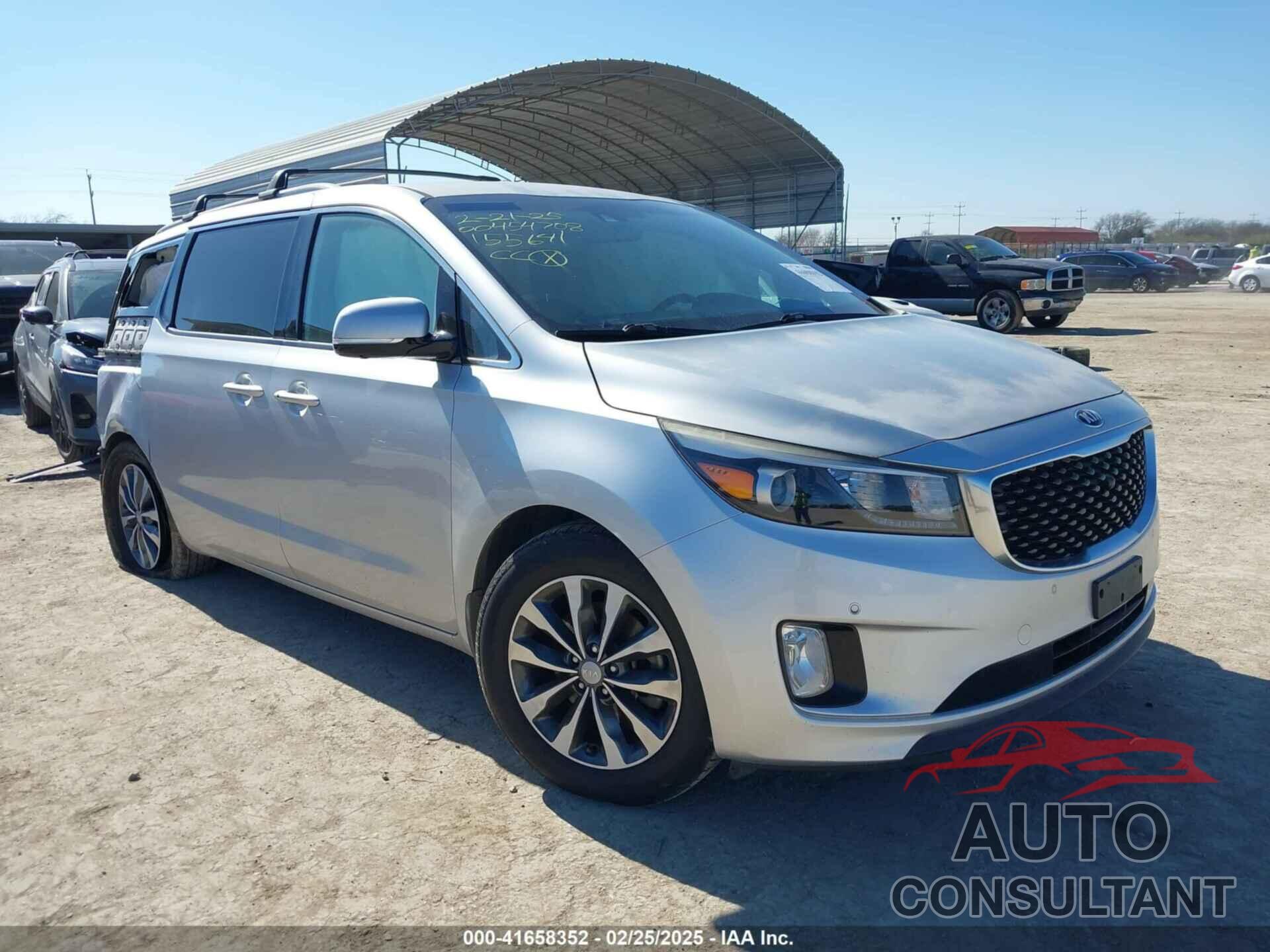 KIA SEDONA 2016 - KNDMC5C18G6155641