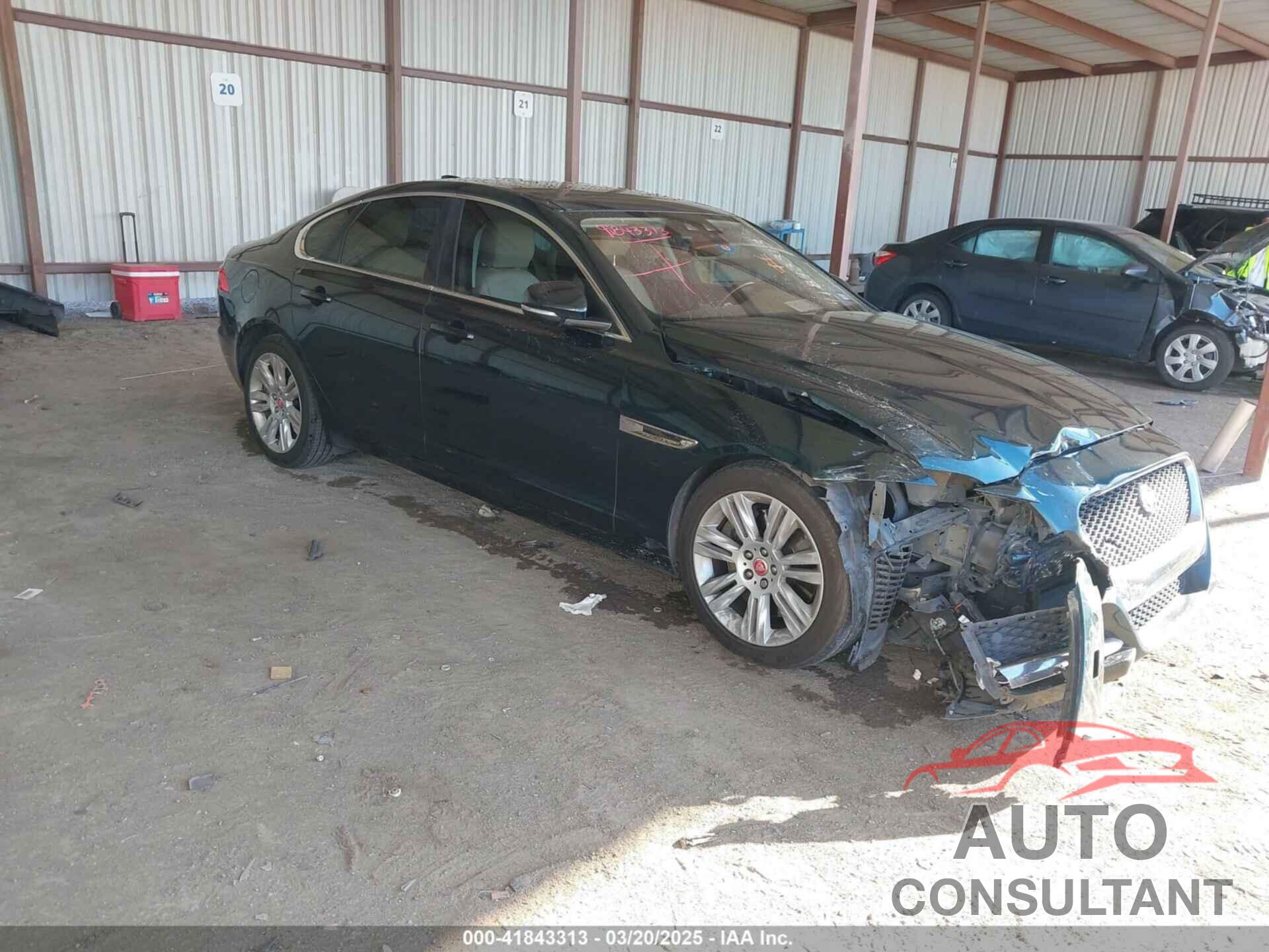 JAGUAR XF 2017 - SAJBD4BV8HCY44098