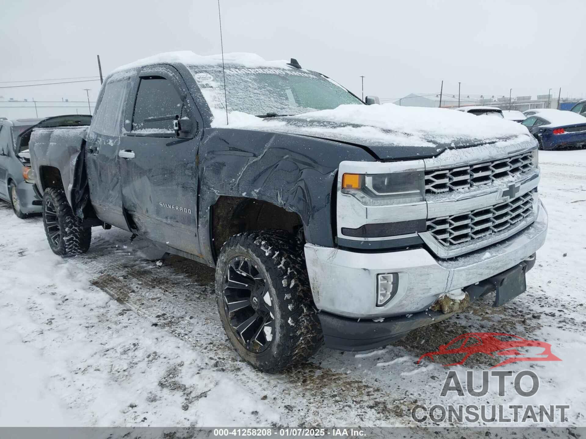 CHEVROLET SILVERADO 1500 2018 - 1GCVKREC0JZ207430