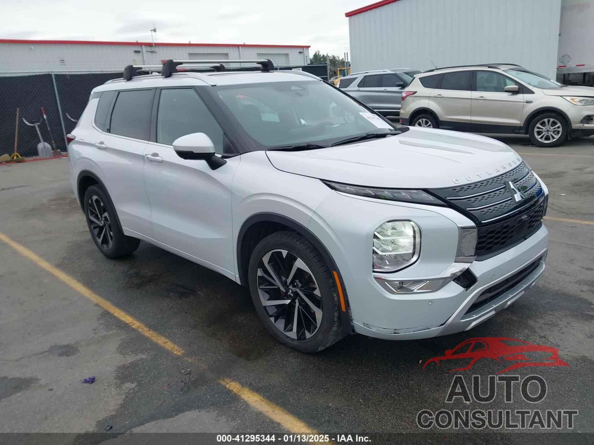 MITSUBISHI OUTLANDER 2022 - JA4J3VA80NZ070284