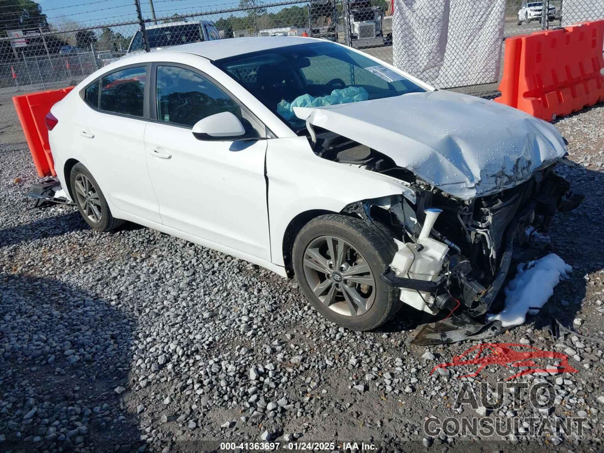 HYUNDAI ELANTRA 2018 - 5NPD84LF0JH343851