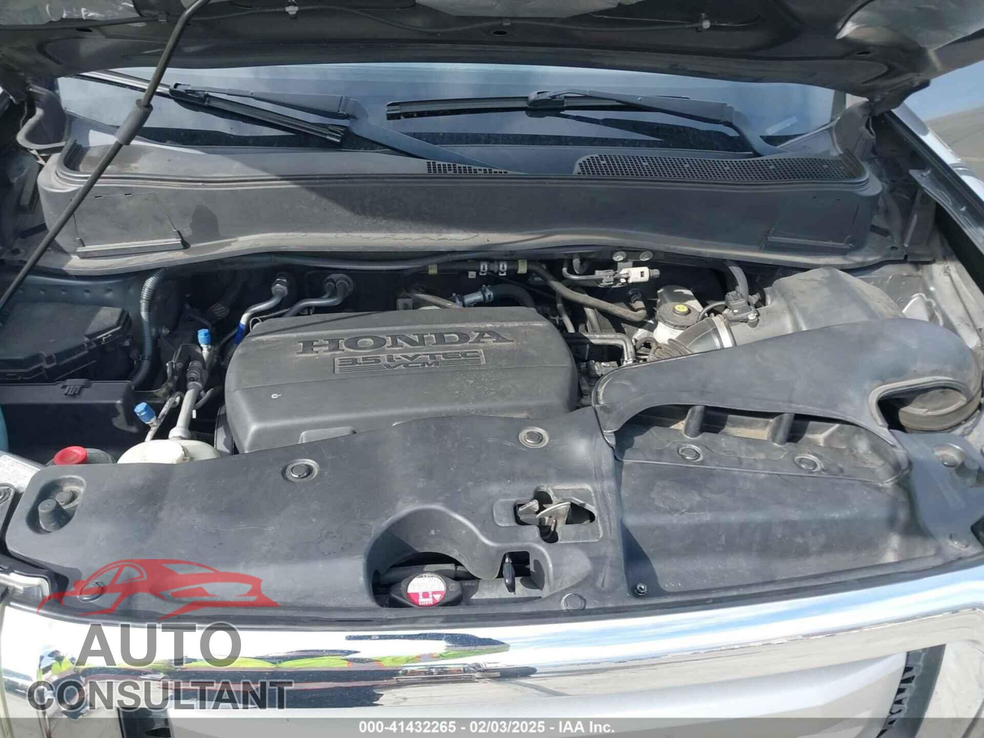 HONDA PILOT 2011 - 5FNYF4H95BB067399