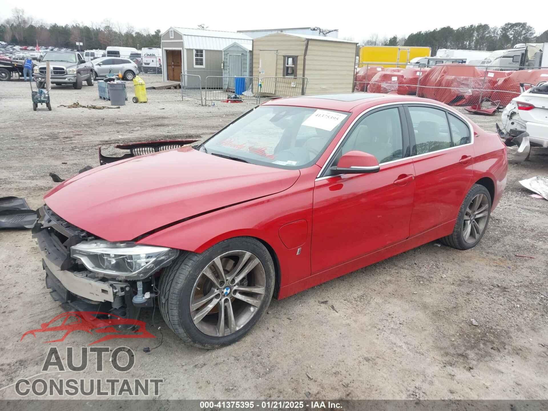 BMW 330E 2017 - WBA8E1C37HA159312