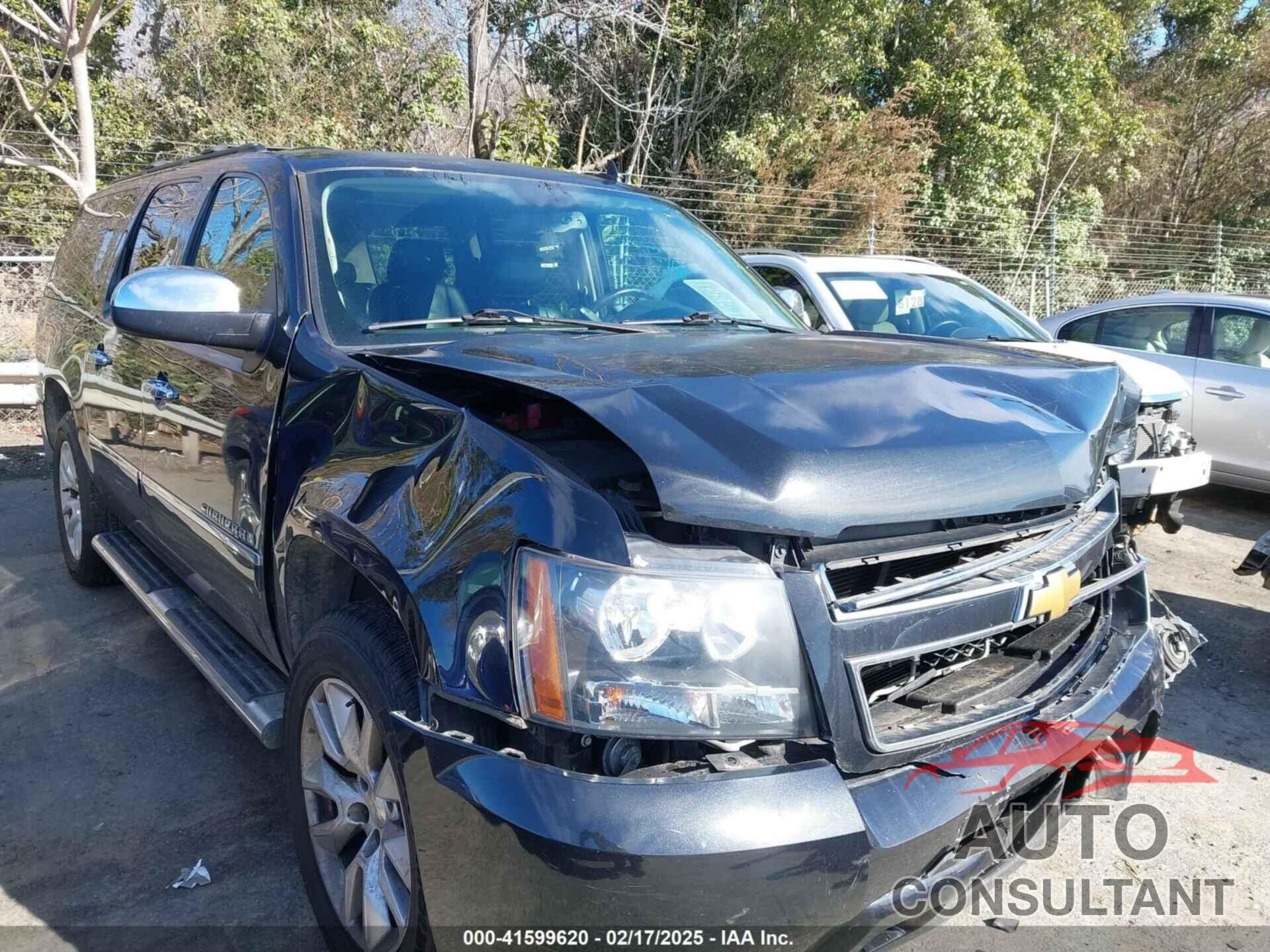 CHEVROLET SUBURBAN 1500 2013 - 1GNSKKE79DR279378