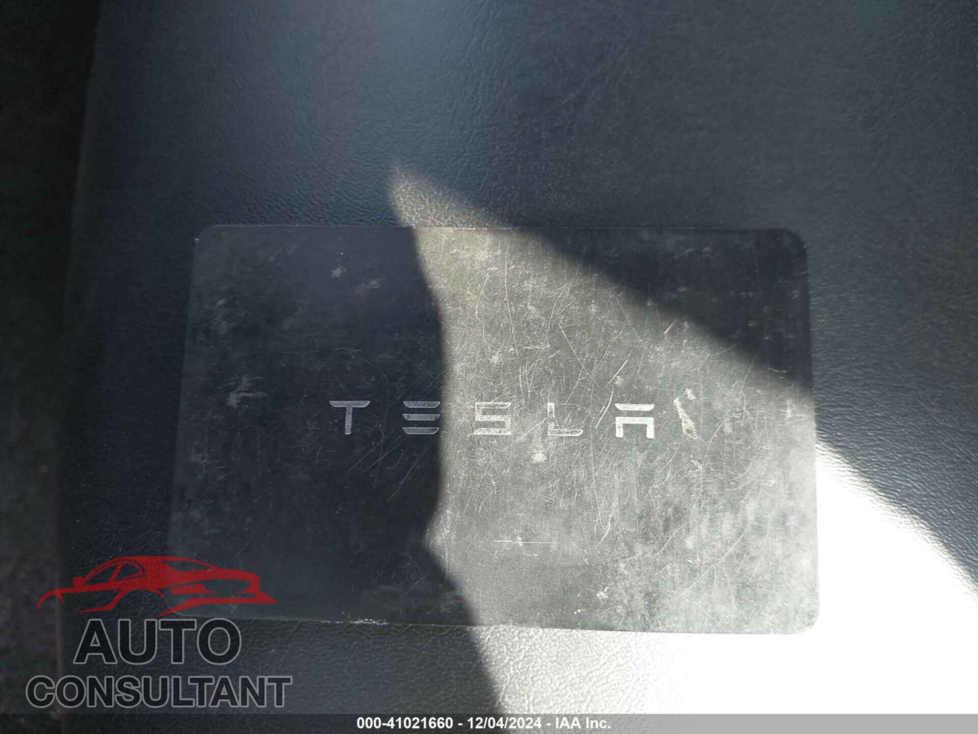 TESLA MODEL 3 2021 - 5YJ3E1EA0MF075357