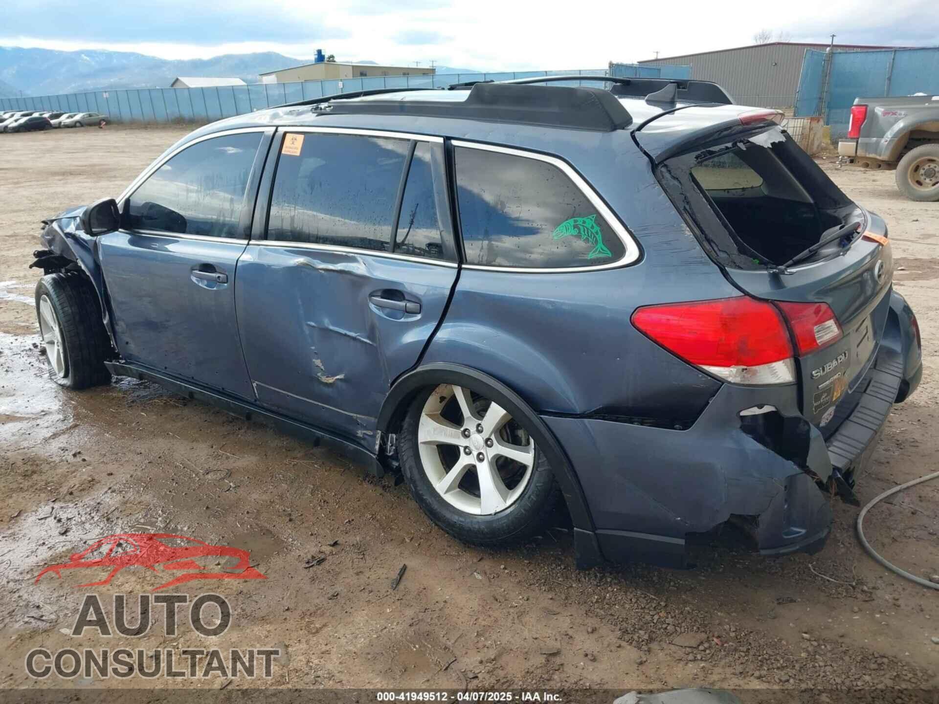 SUBARU OUTBACK 2013 - 4S4BRCPC8D3223855