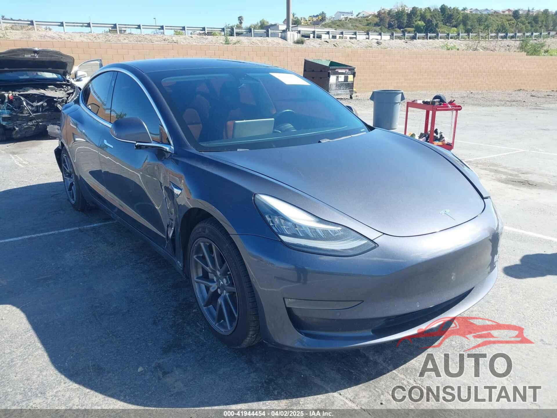TESLA MODEL 3 2019 - 5YJ3E1EA6KF307456