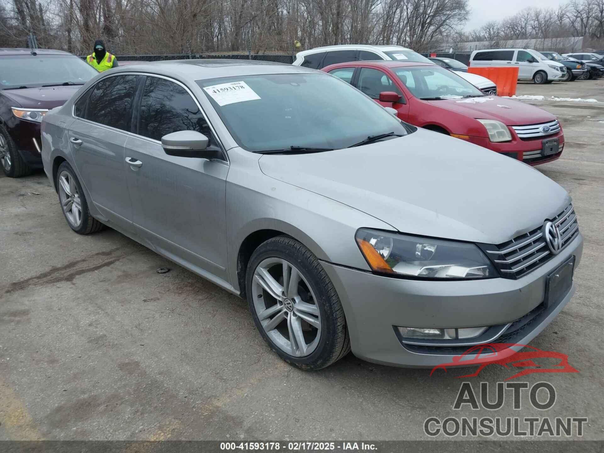 VOLKSWAGEN PASSAT 2014 - 1VWCS7A3XEC015097