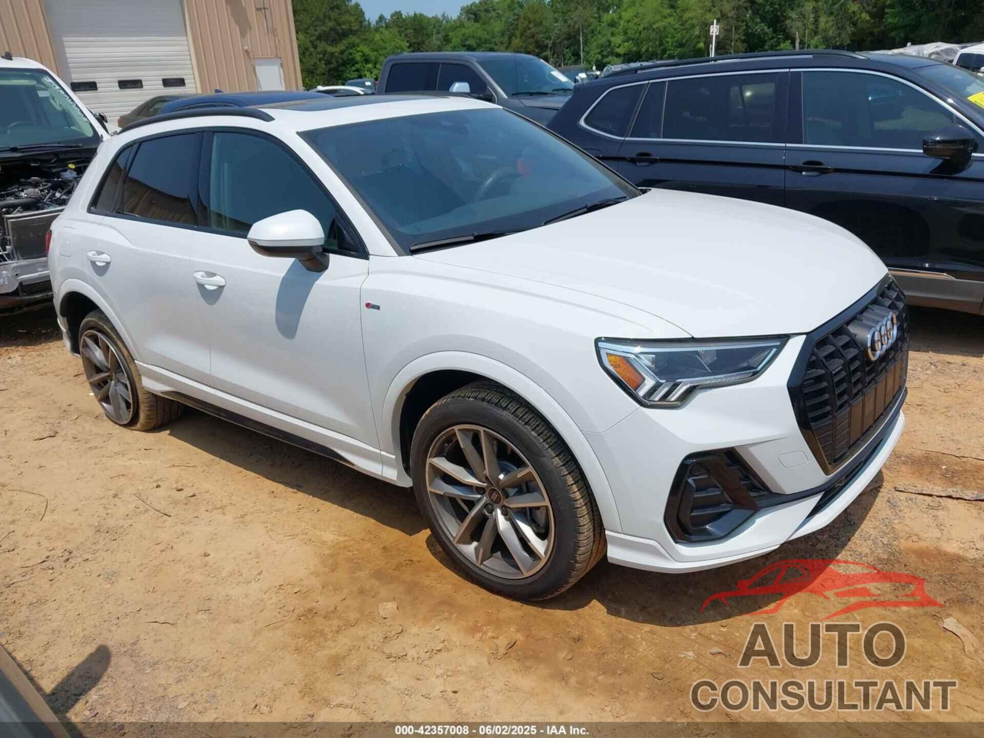 AUDI Q3 2023 - WA1EECF37P1118779