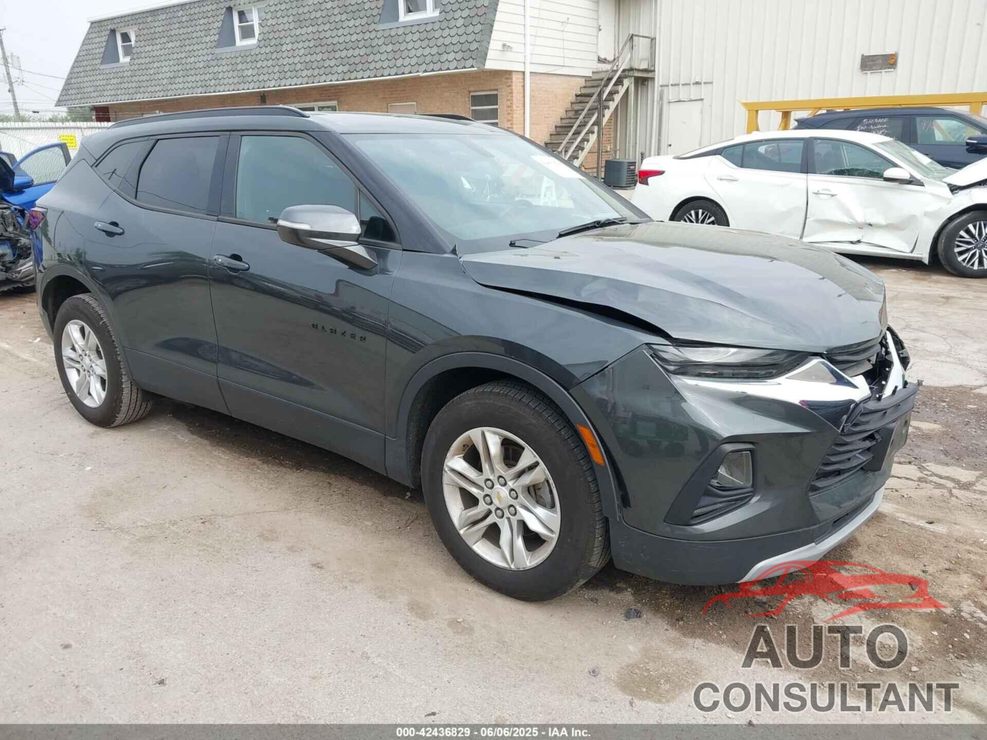 CHEVROLET BLAZER 2019 - 3GNKBGRS8KS694570