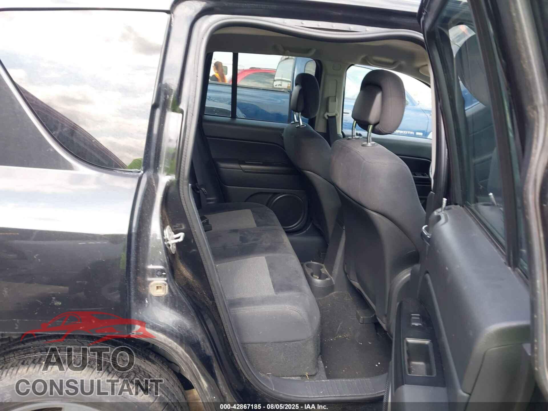 JEEP COMPASS 2011 - 1J4NT1FB7BD151466