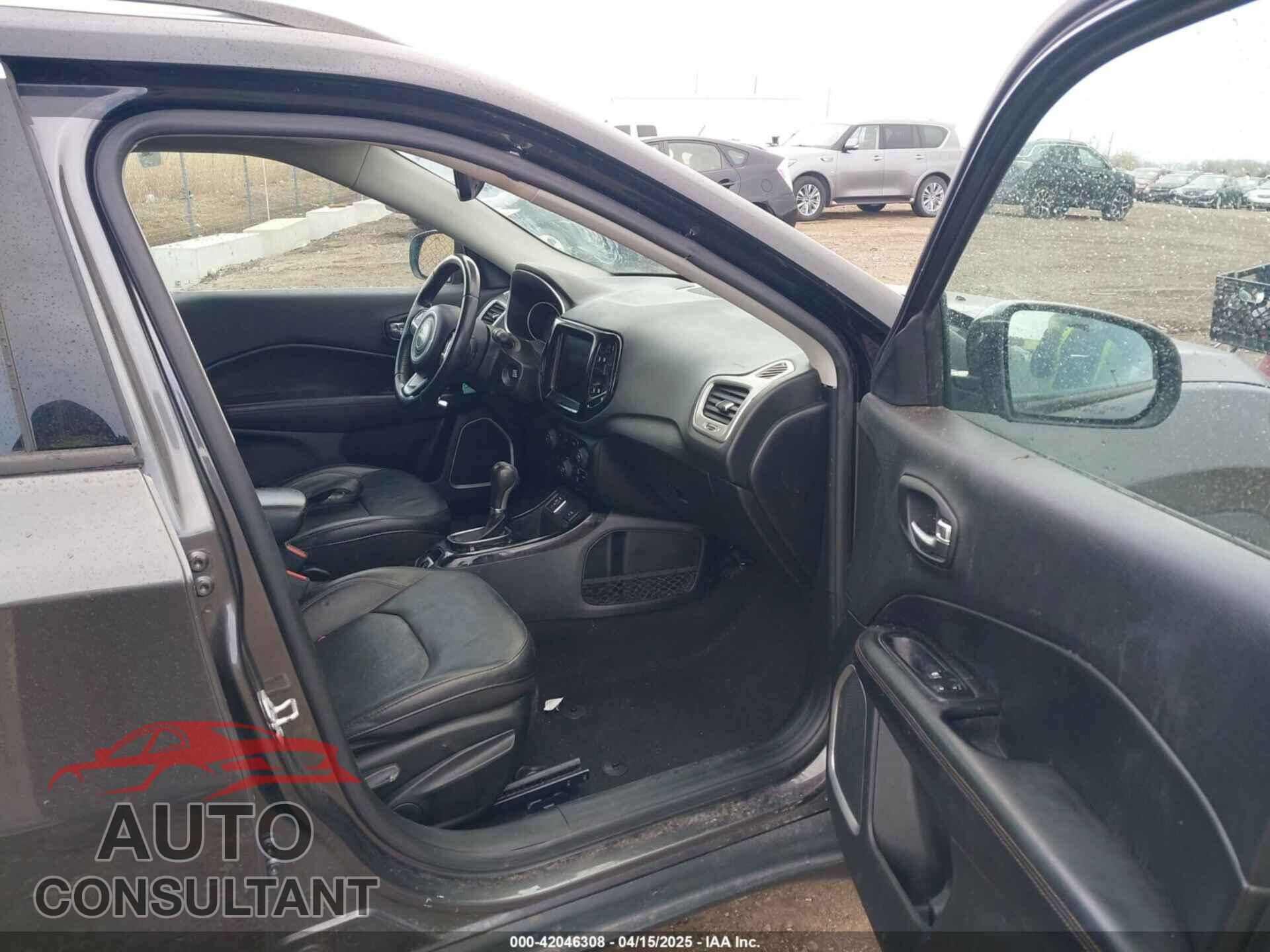 JEEP COMPASS 2020 - 3C4NJCCB2LT152676