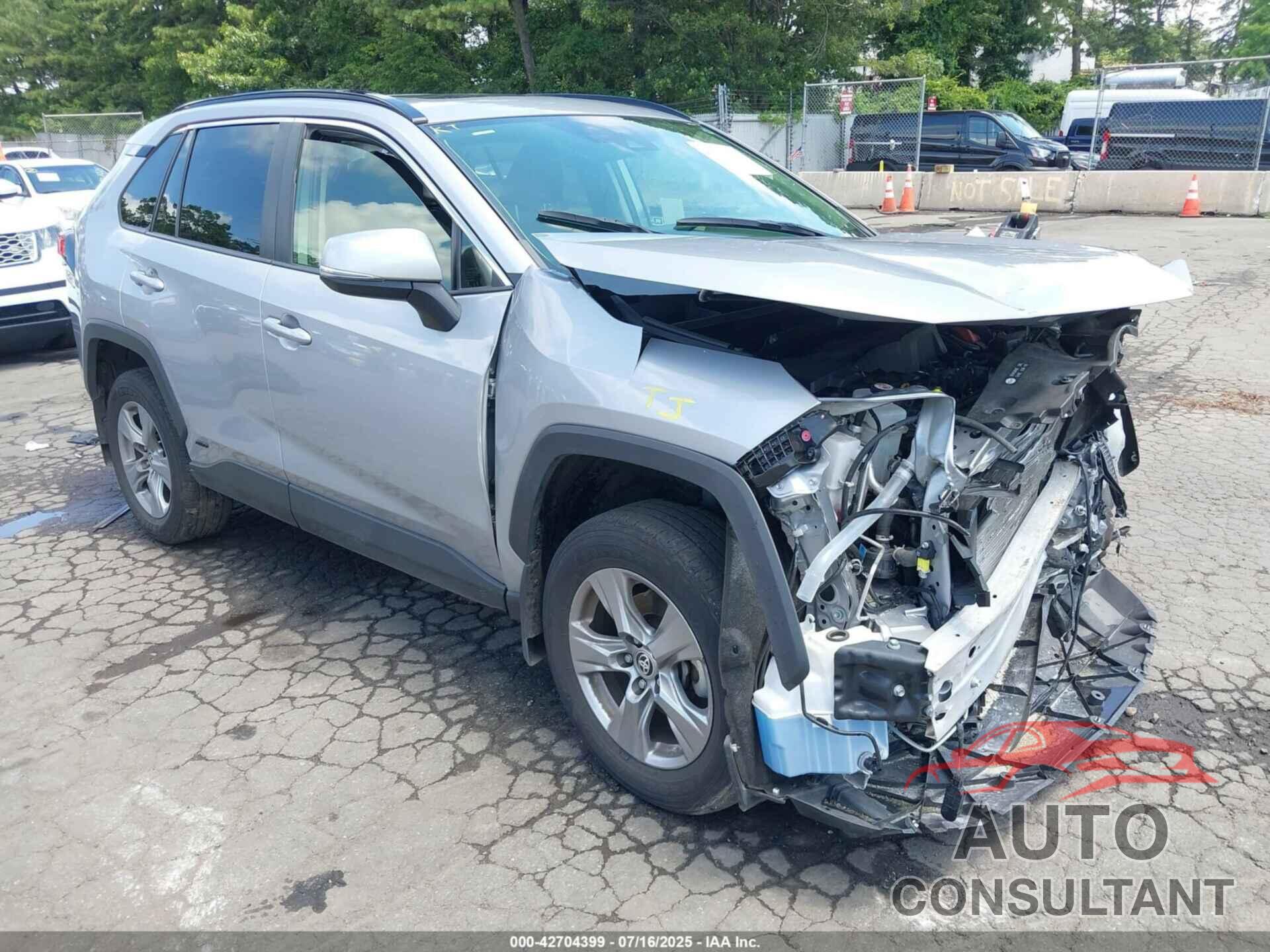 TOYOTA RAV4 HYBRID 2024 - JTMRWRFV6RD217040