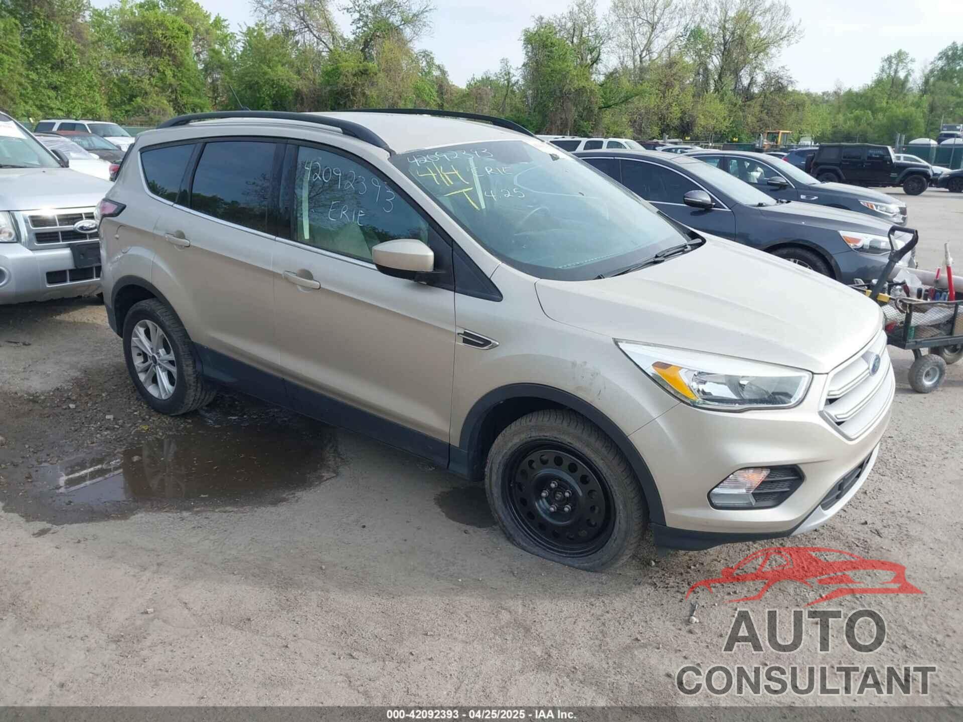FORD ESCAPE 2018 - 1FMCU9GD1JUB02119