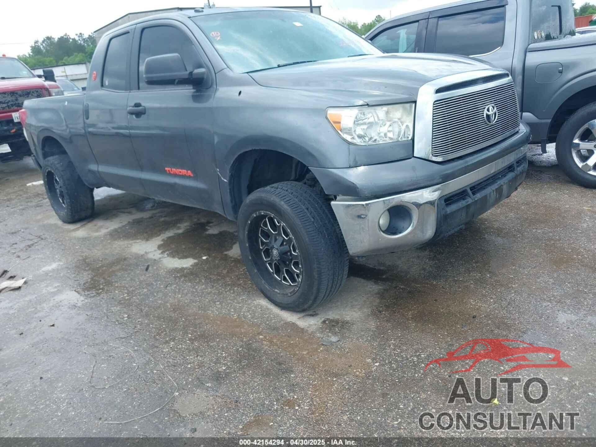 TOYOTA TUNDRA 2013 - 5TFRM5F12DX061453