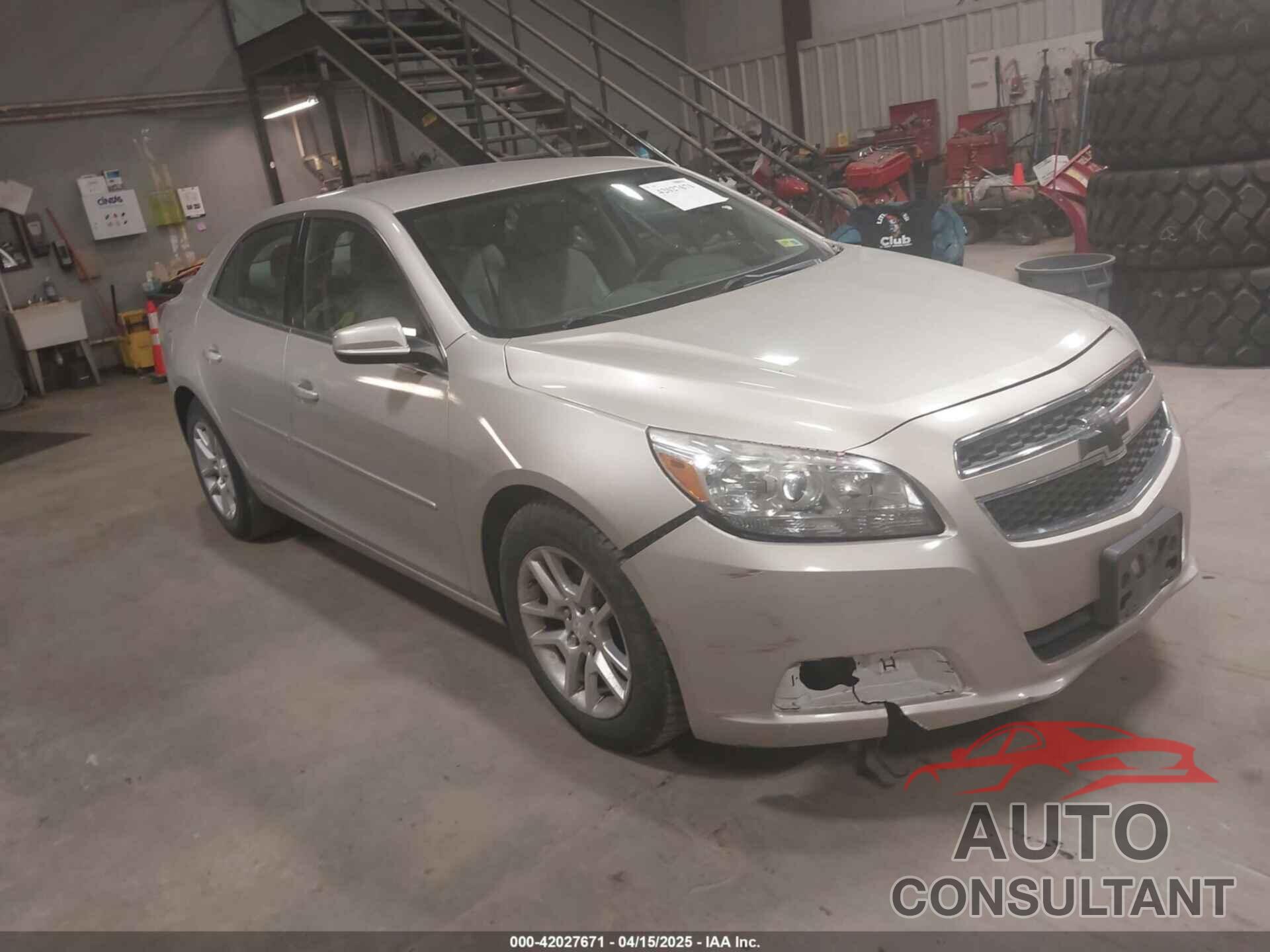 CHEVROLET MALIBU 2013 - 1G11C5SA2DF290364