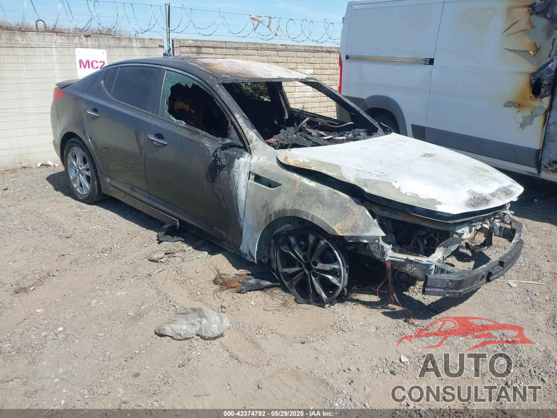 KIA OPTIMA 2011 - KNAGN4A77B5079849