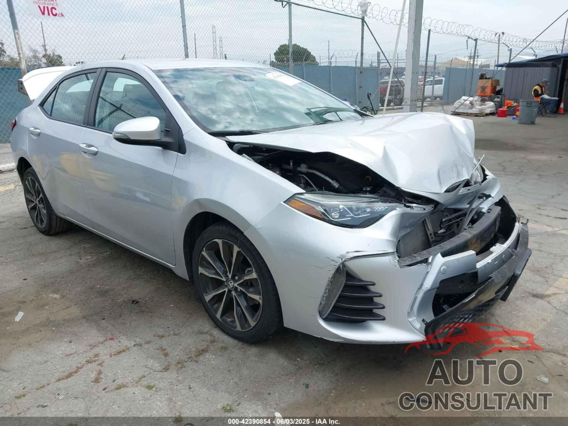 TOYOTA COROLLA 2017 - 5YFBURHE3HP606878