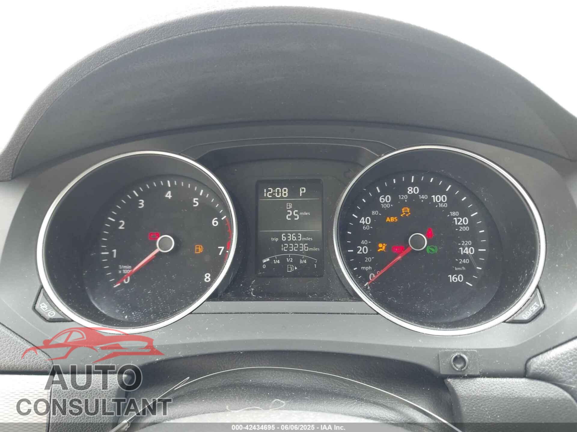 VOLKSWAGEN JETTA 2017 - 3VW2B7AJ8HM328548