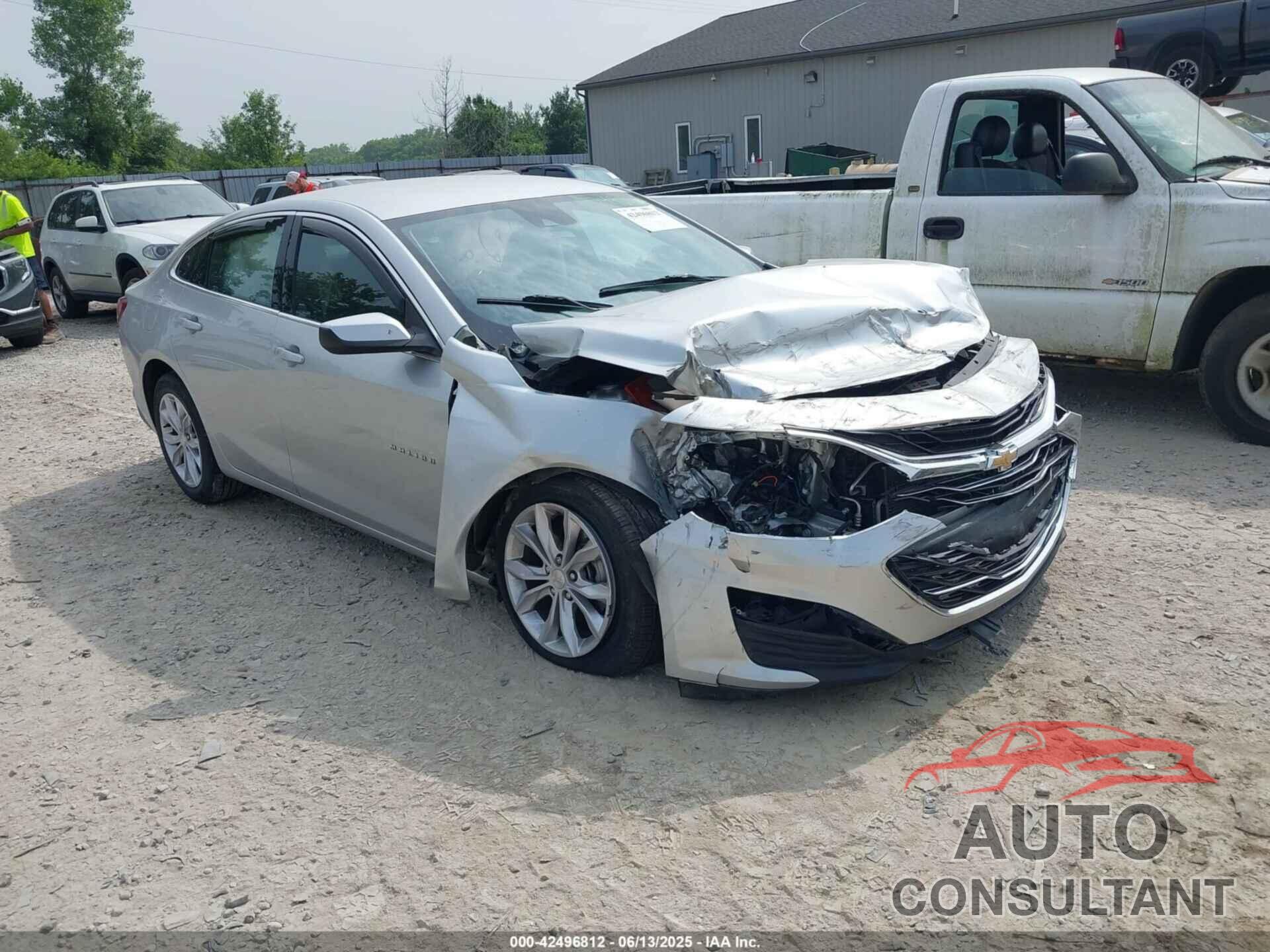 CHEVROLET MALIBU 2020 - 1G1ZD5ST5LF041539