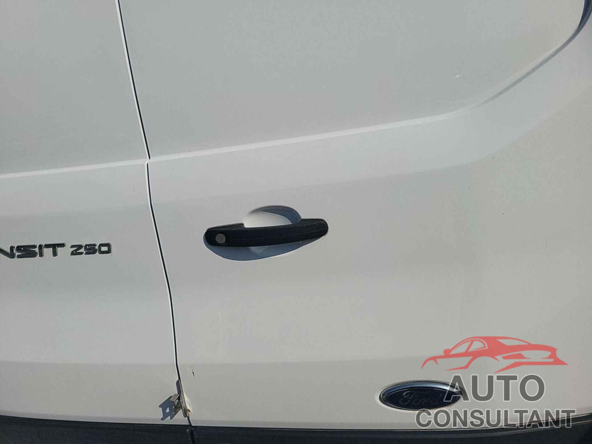 FORD TRANSIT 2019 - 1FTYR1YG6KKB08582