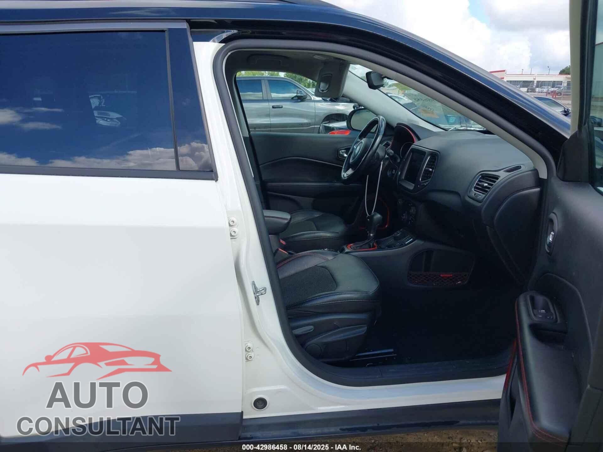 JEEP COMPASS 2020 - 3C4NJDDB7LT189632