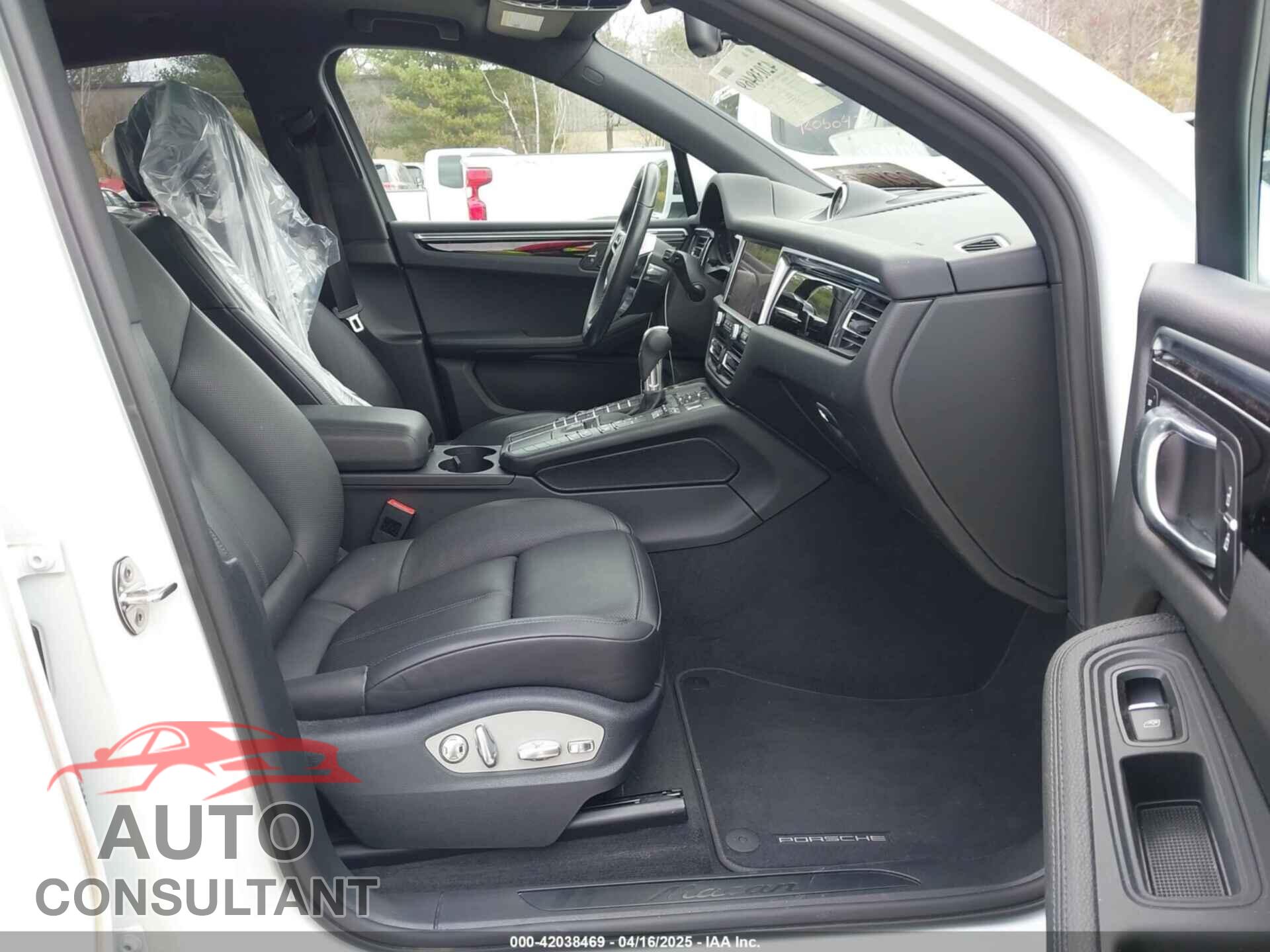 PORSCHE MACAN 2021 - WP1AA2A53MLB00846