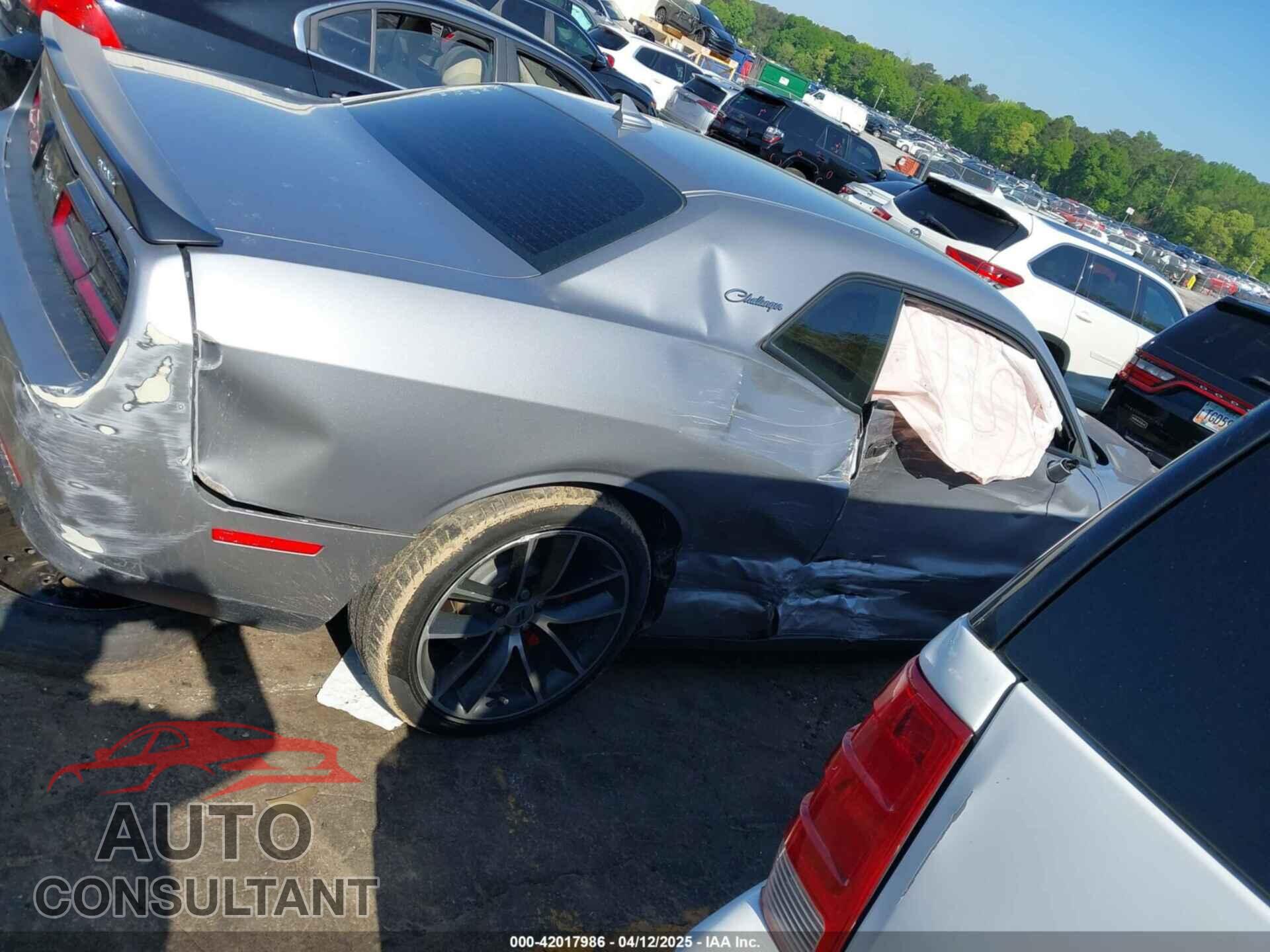 DODGE CHALLENGER 2018 - 2C3CDZFJ2JH255241