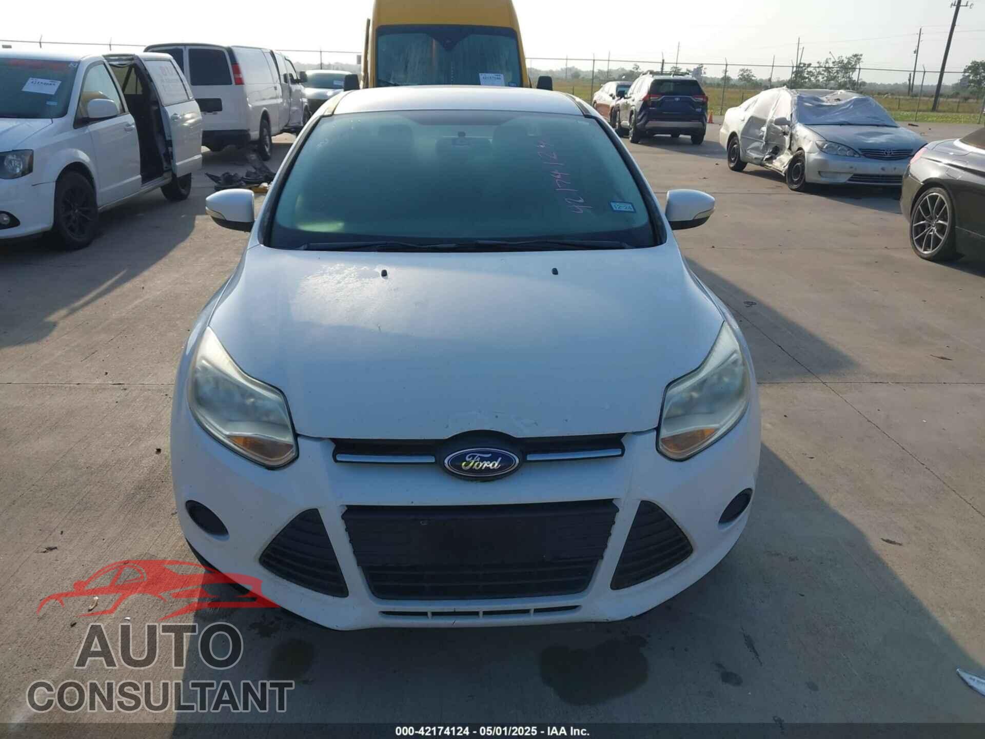 FORD FOCUS 2014 - 1FADP3F26EL163285