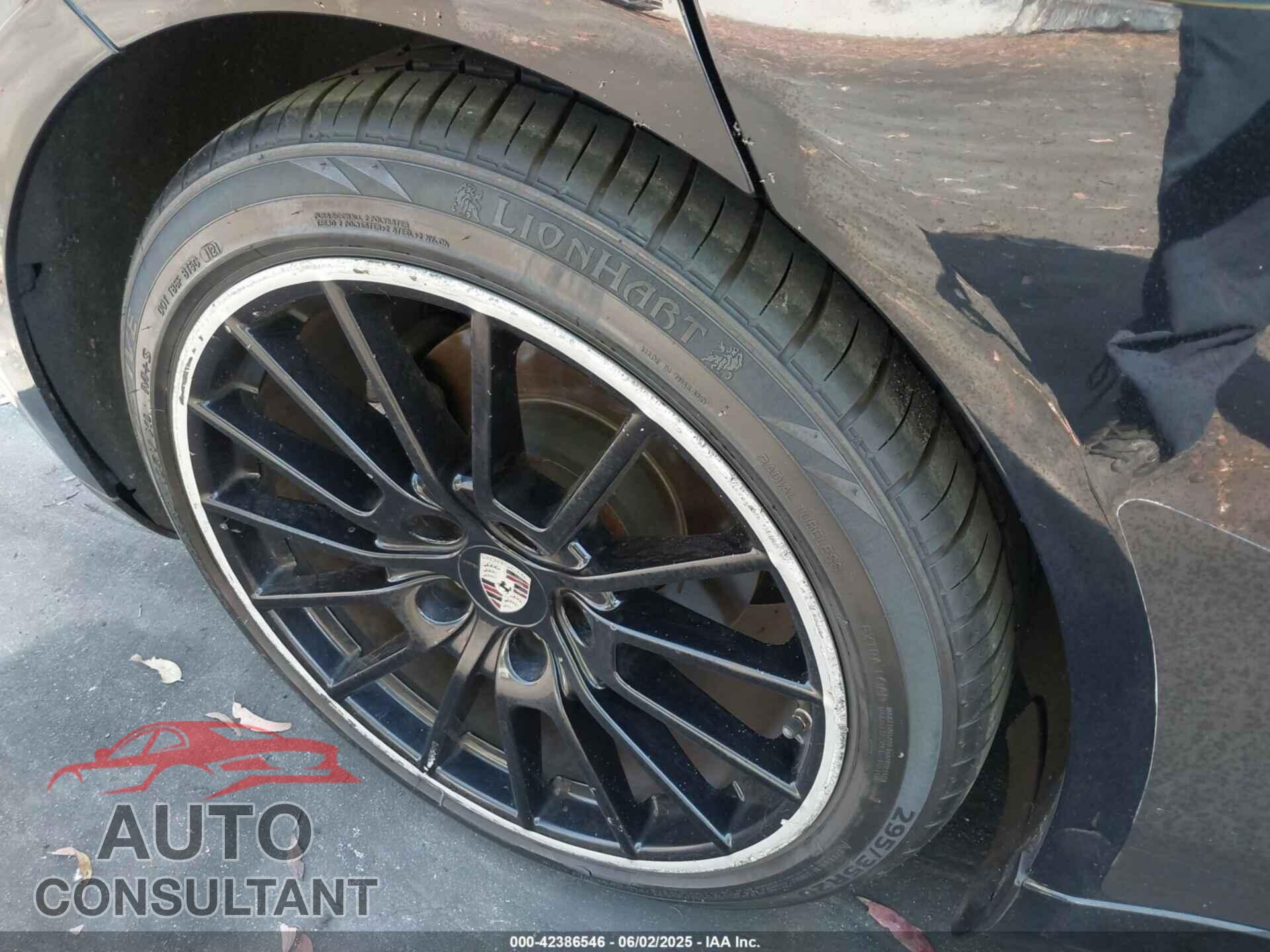 PORSCHE PANAMERA 2011 - WP0AA2A77BL013757