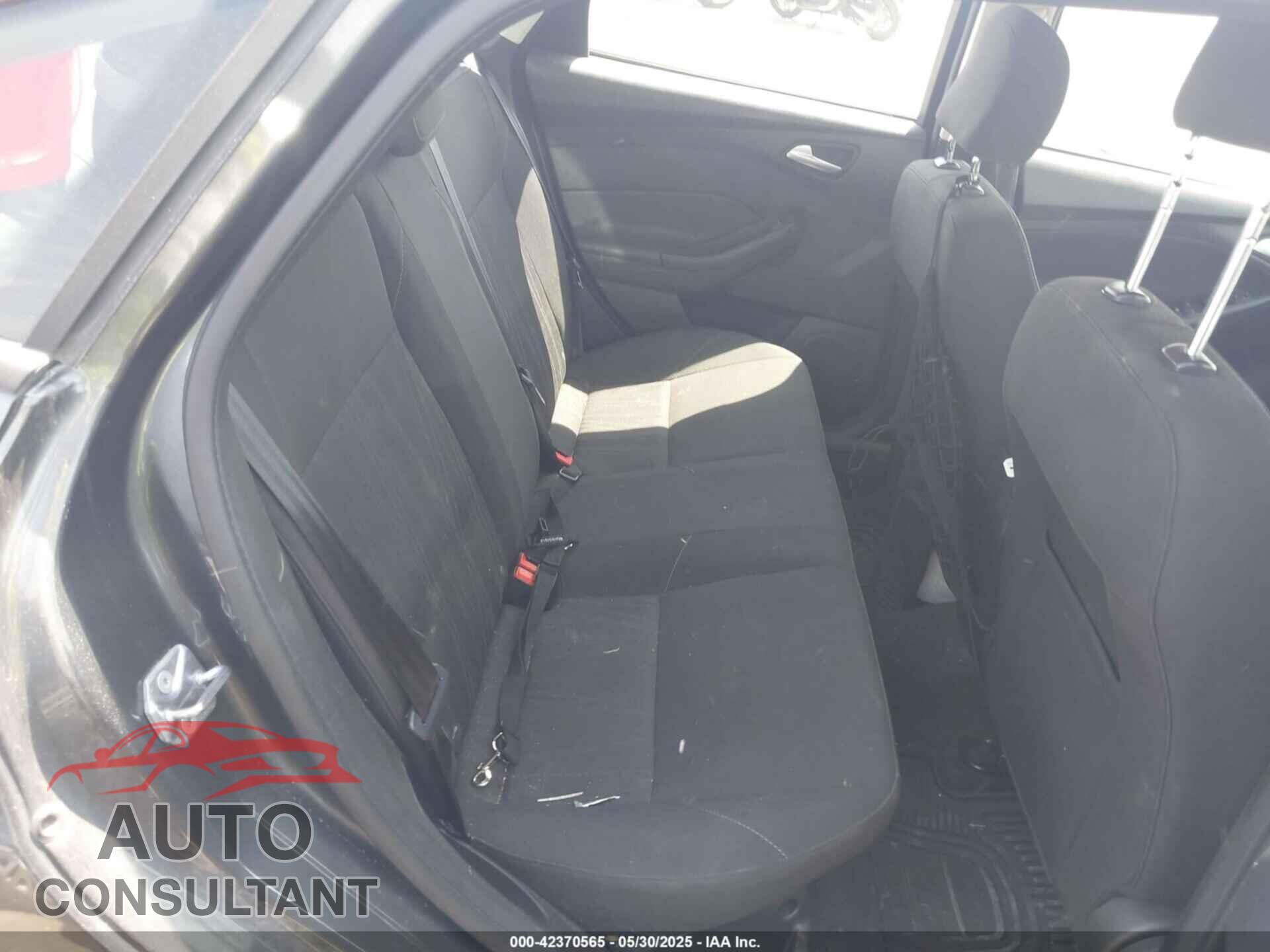 FORD FOCUS 2017 - 1FADP3F2XHL235013