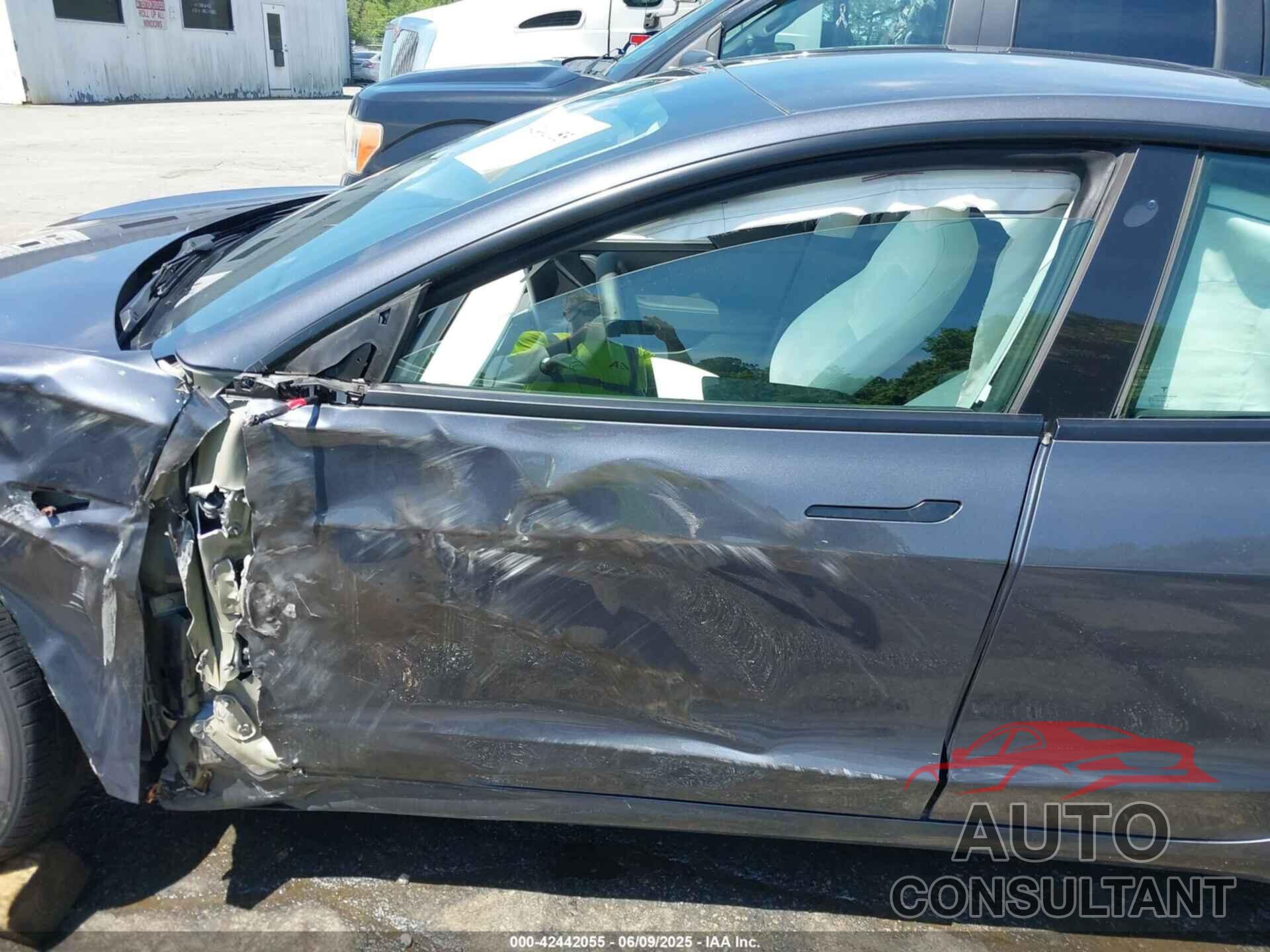 TESLA MODEL 3 2023 - 5YJ3E1EA7PF413311
