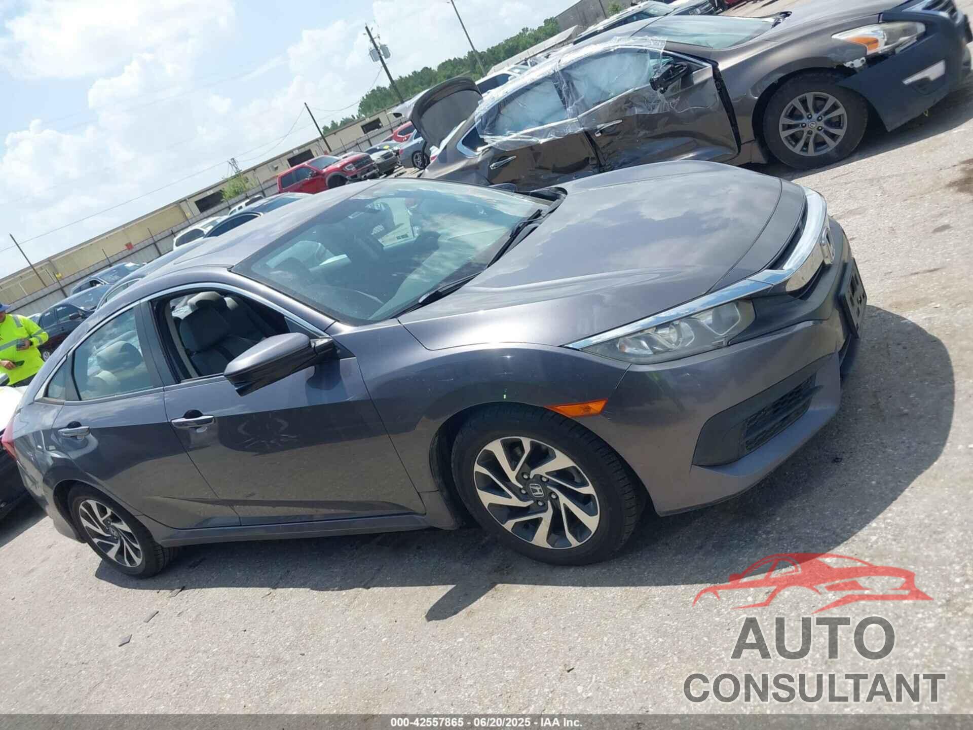 HONDA CIVIC 2017 - 2HGFC2F74HH503783