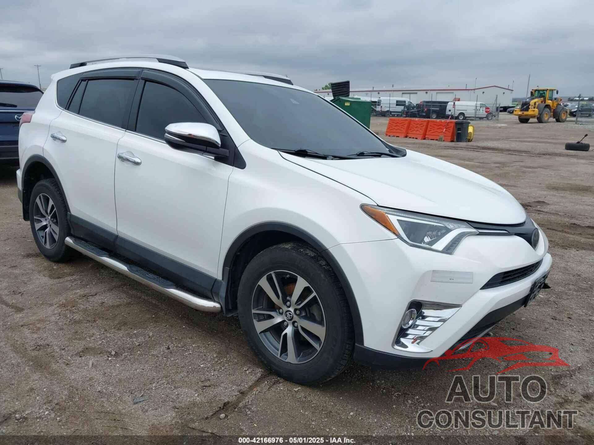 TOYOTA RAV4 2018 - 2T3RFREV0JW823121